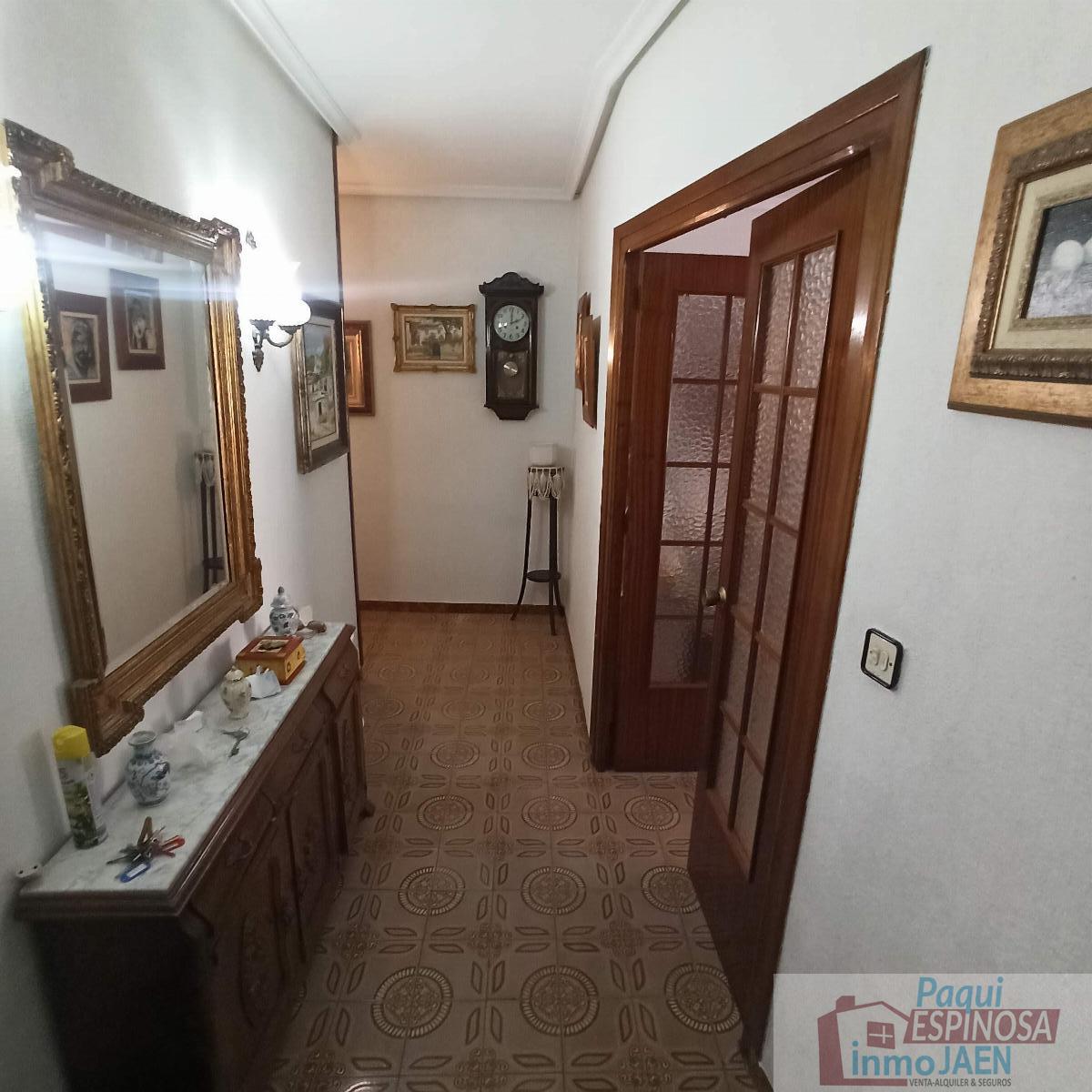 For sale of flat in Torredonjimeno