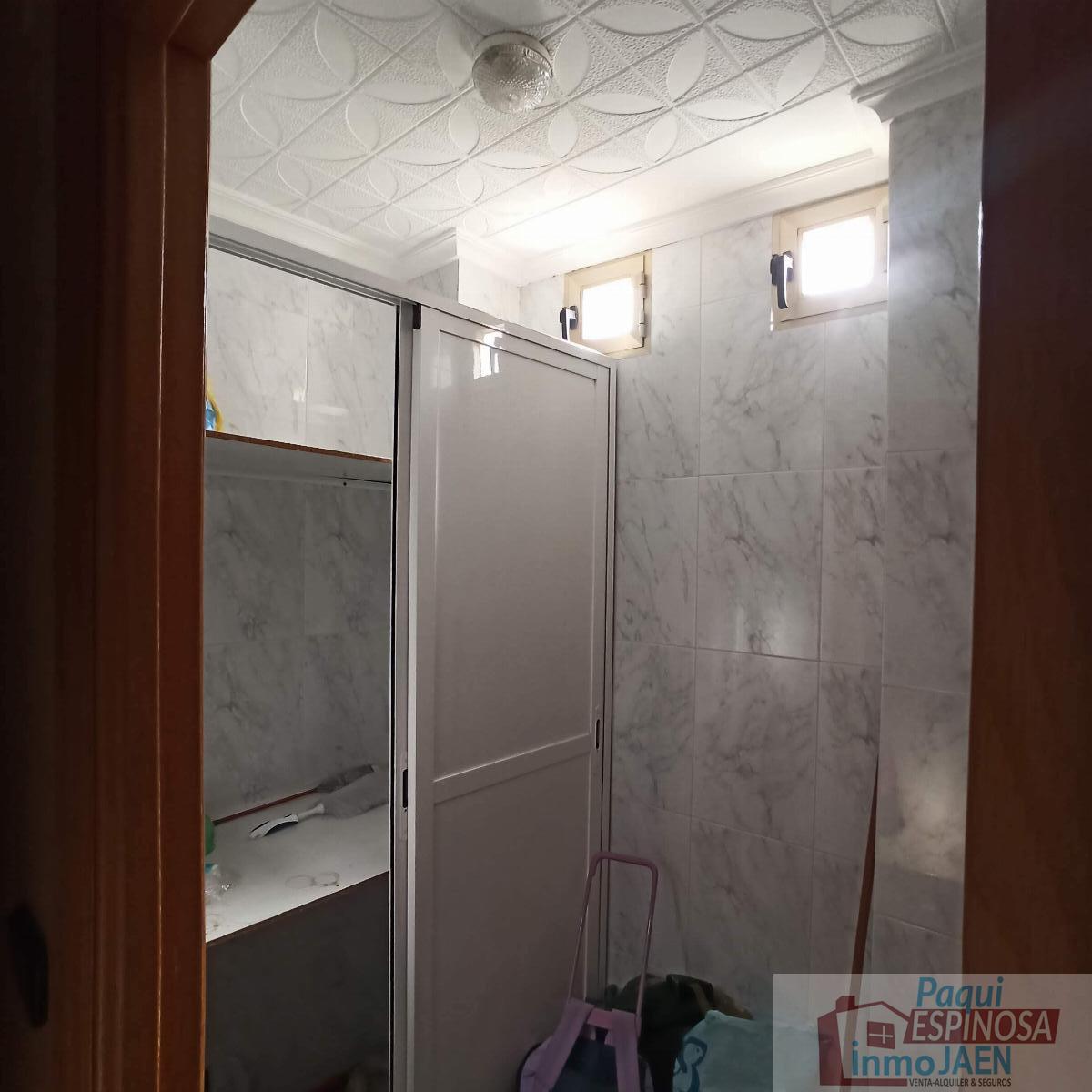 For sale of flat in Torredonjimeno