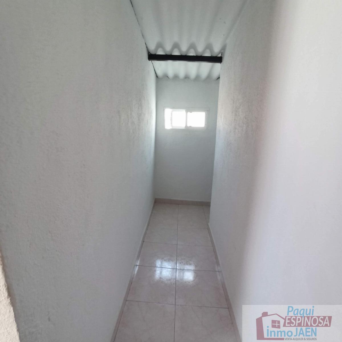 For sale of flat in Torredonjimeno
