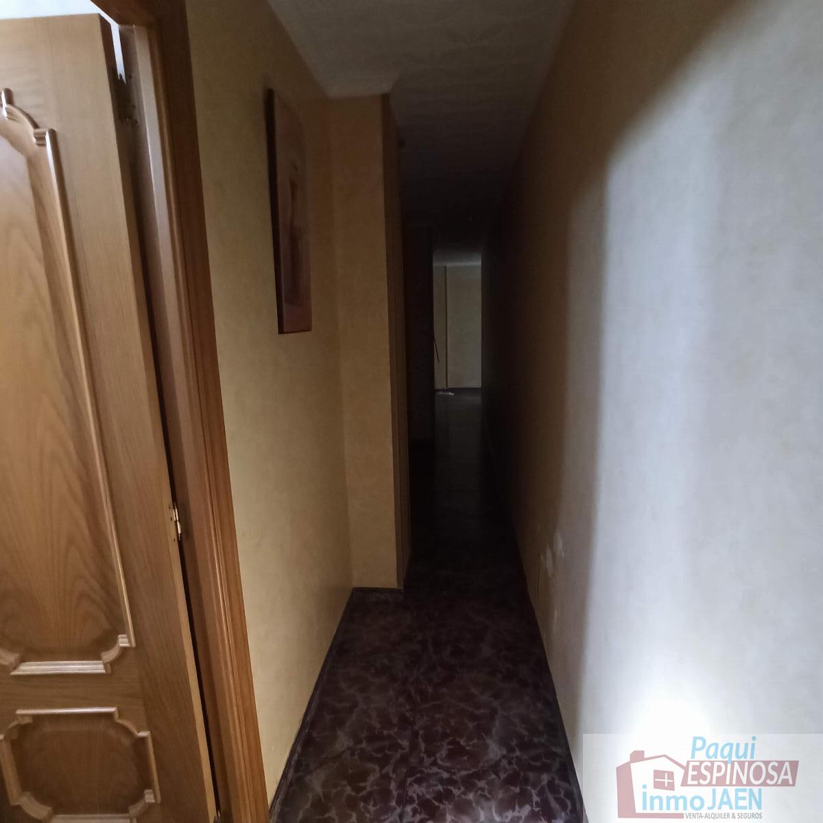 For sale of flat in Torredonjimeno