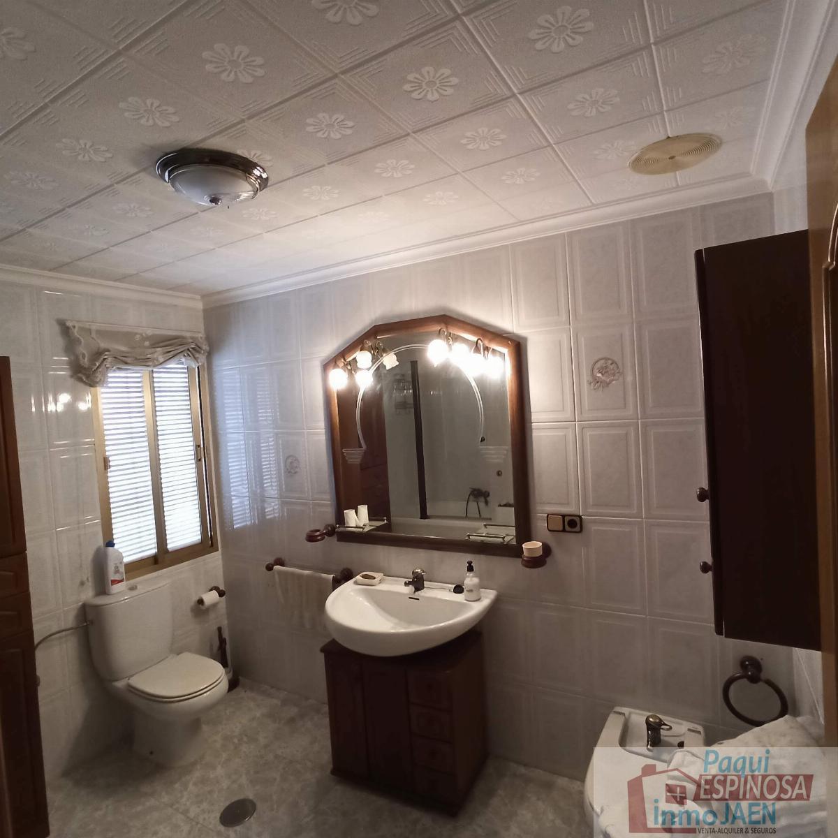 For sale of flat in Torredonjimeno