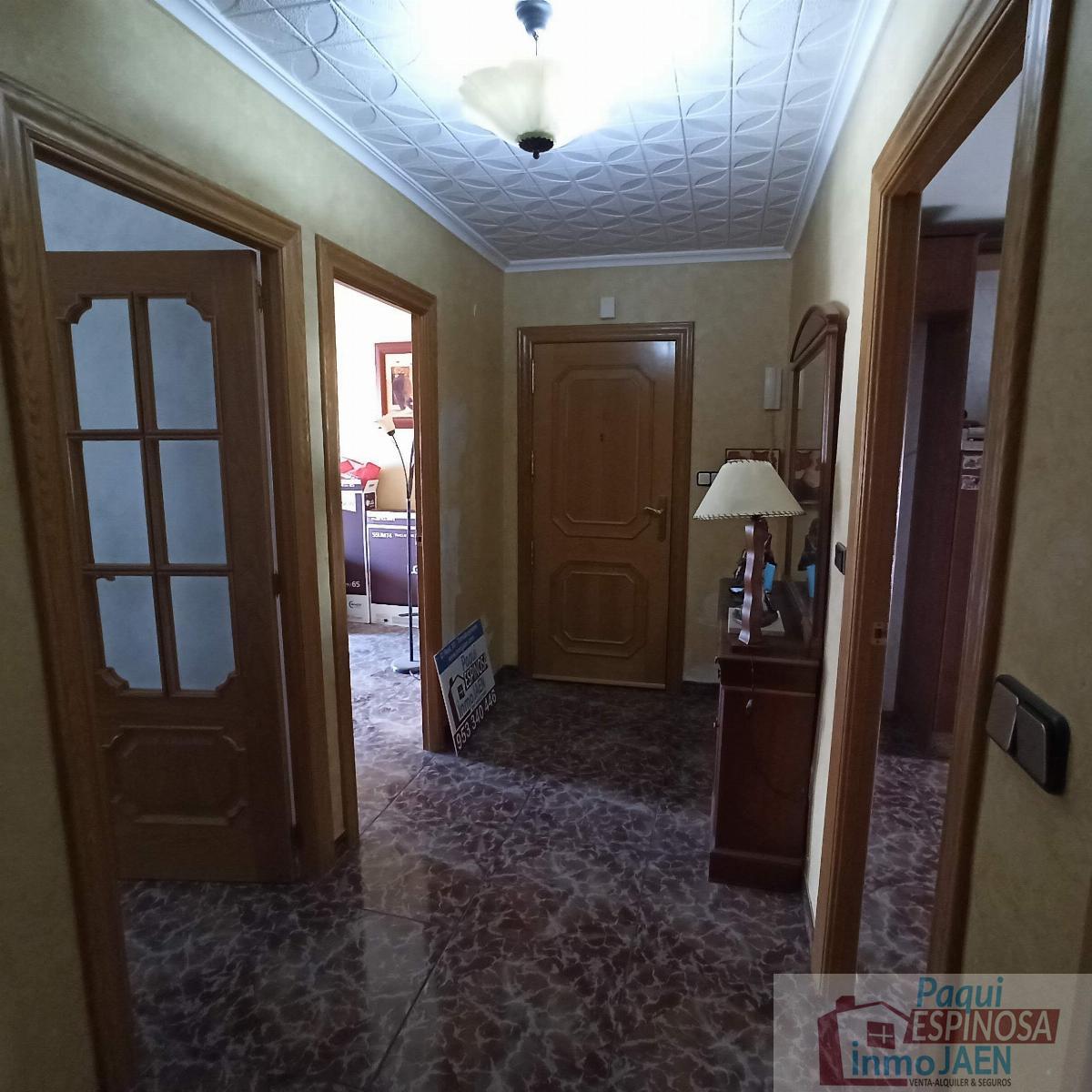 For sale of flat in Torredonjimeno