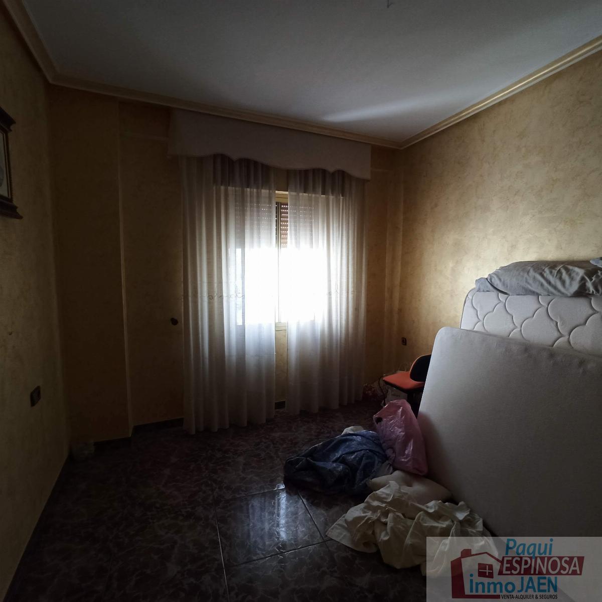 For sale of flat in Torredonjimeno