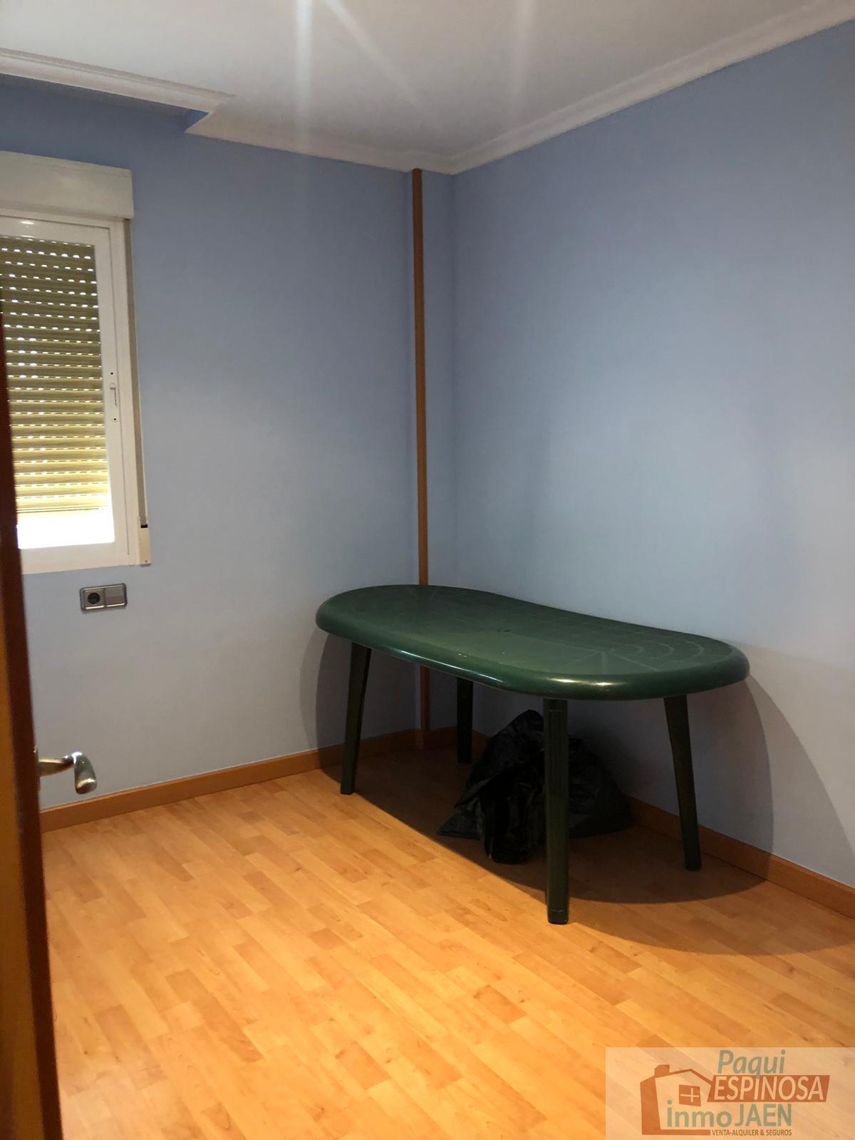 Venta de piso en Torredonjimeno
