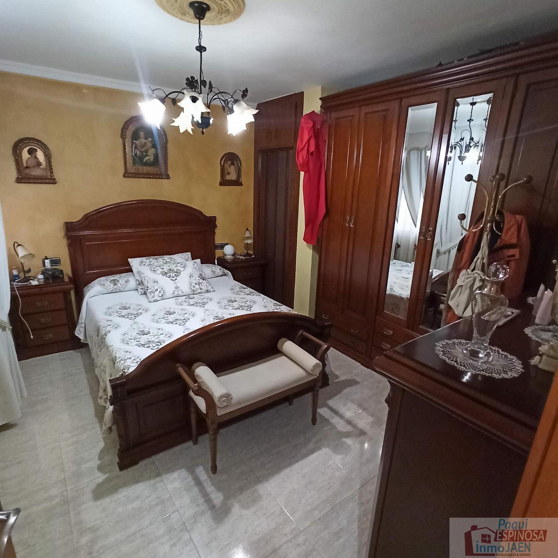 For sale of flat in Torredonjimeno
