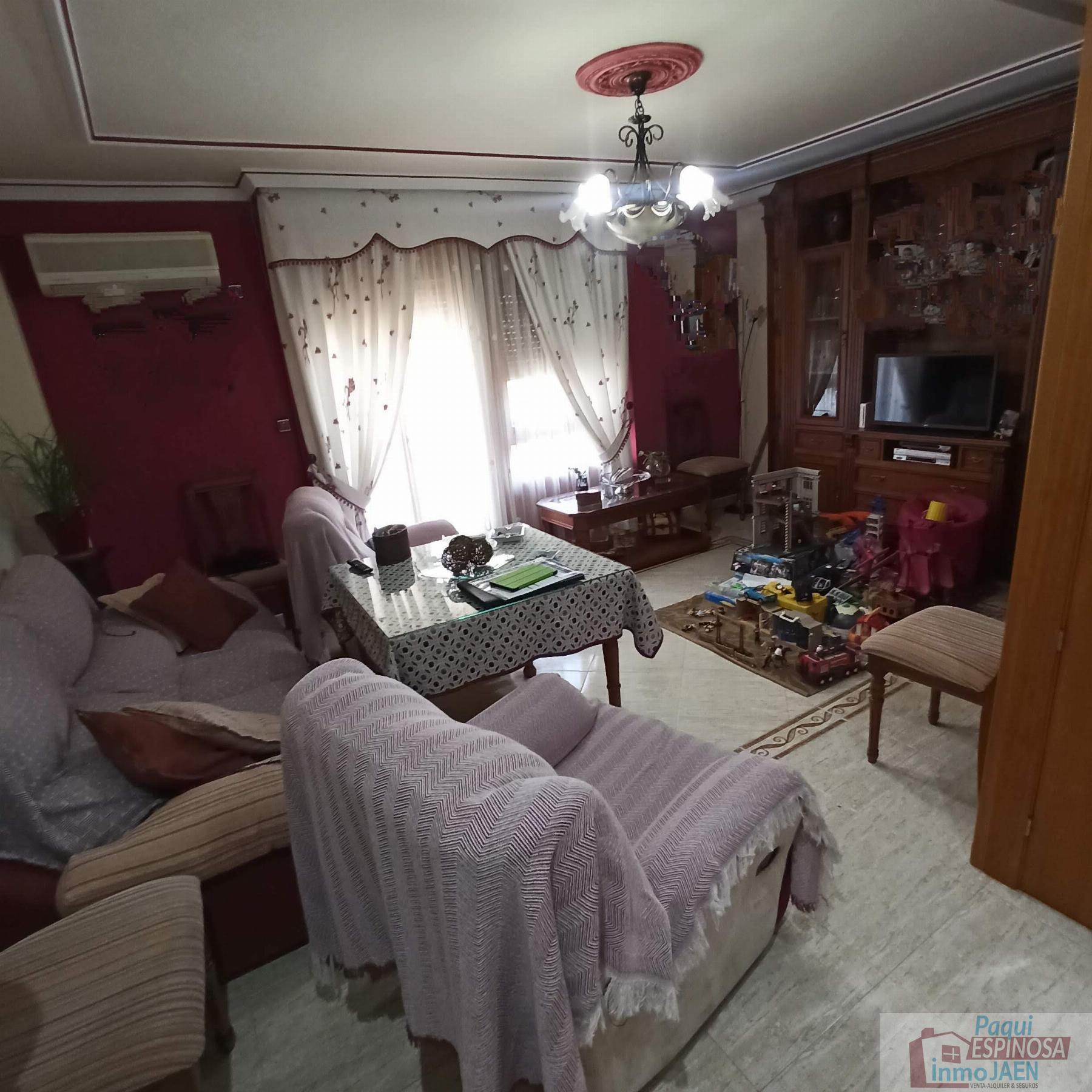 For sale of flat in Torredonjimeno