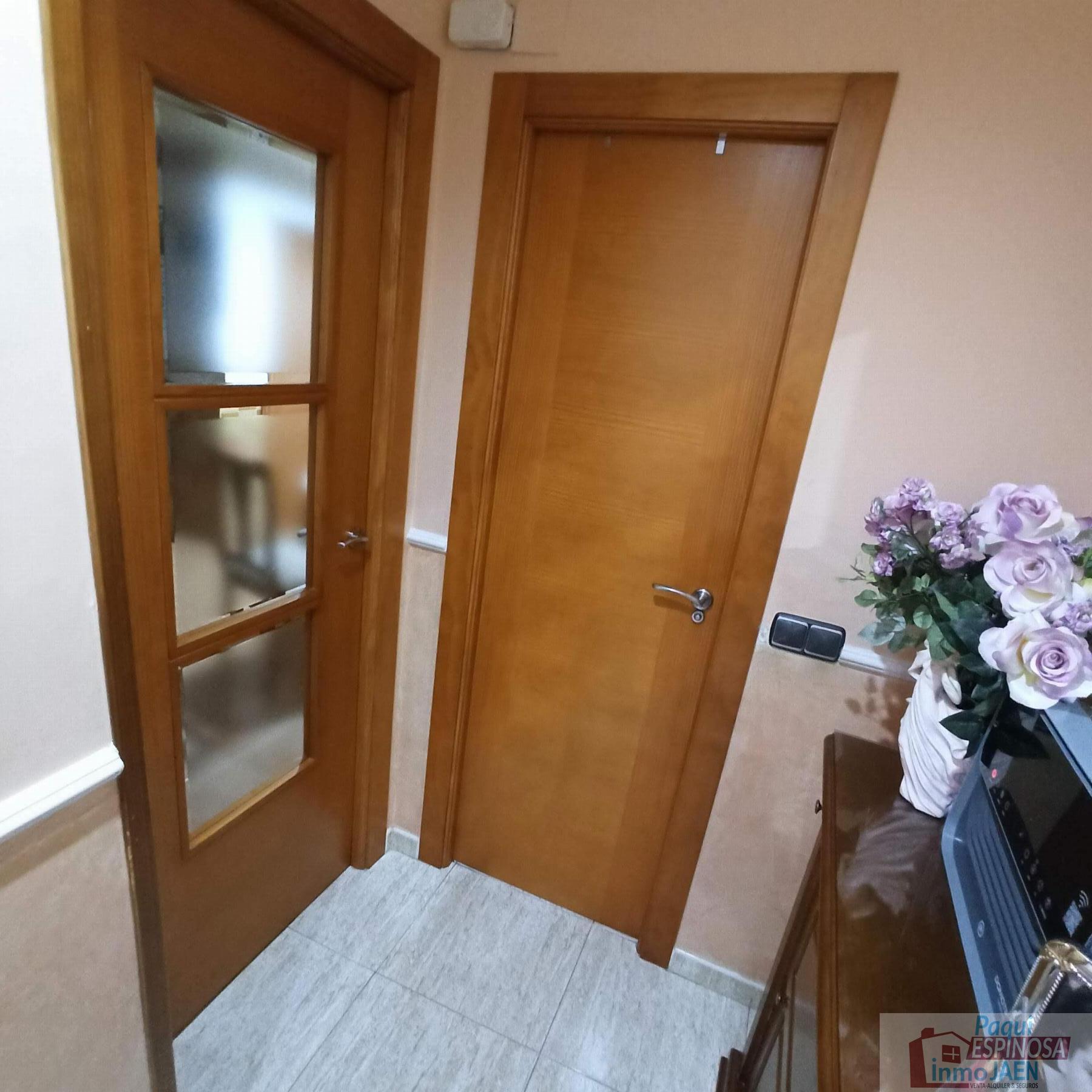 For sale of flat in Torredonjimeno