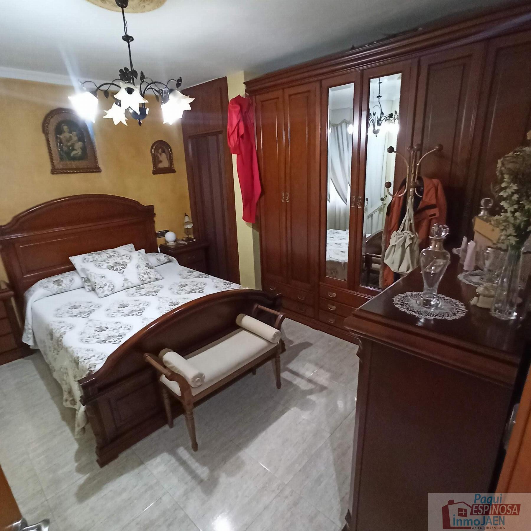 For sale of flat in Torredonjimeno