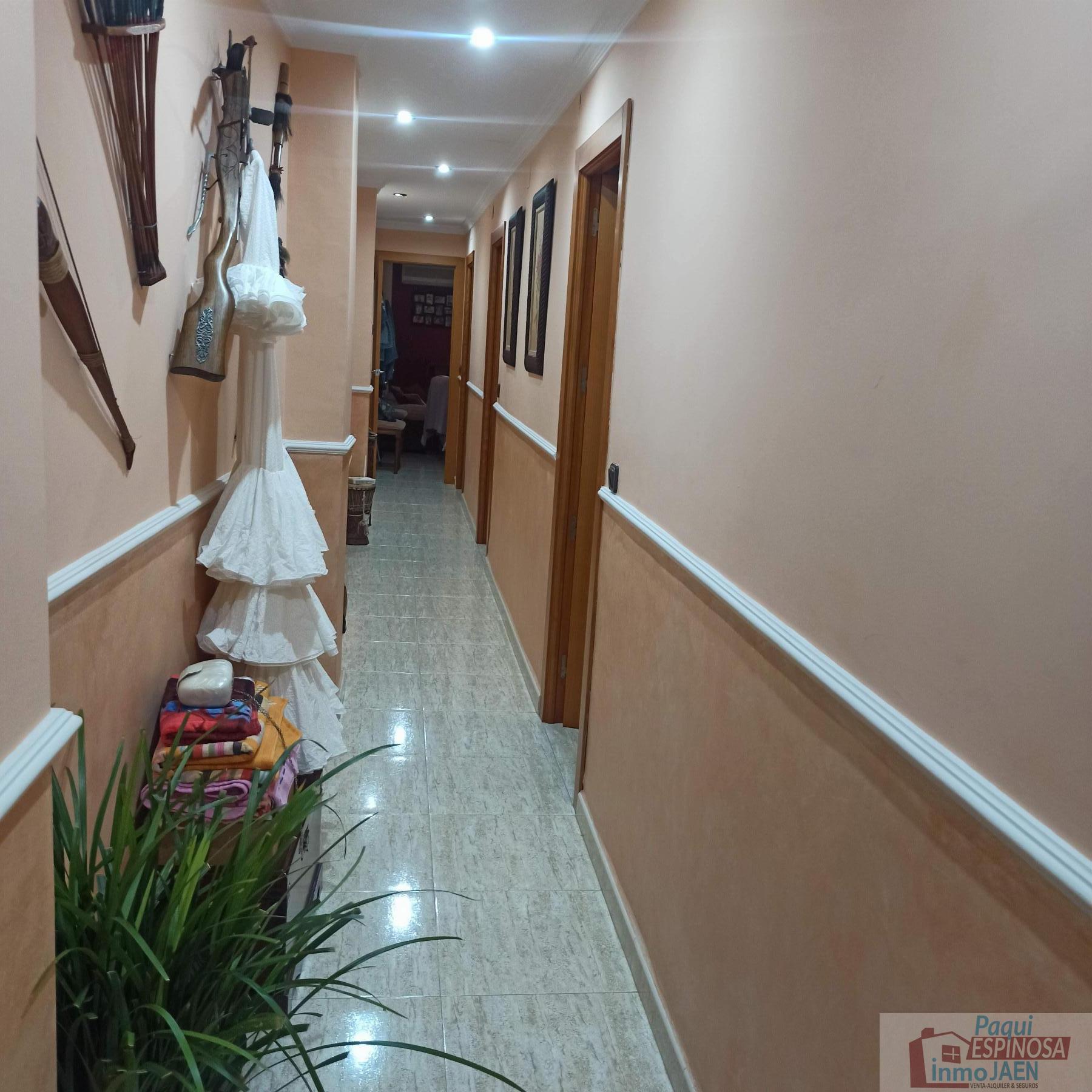 For sale of flat in Torredonjimeno