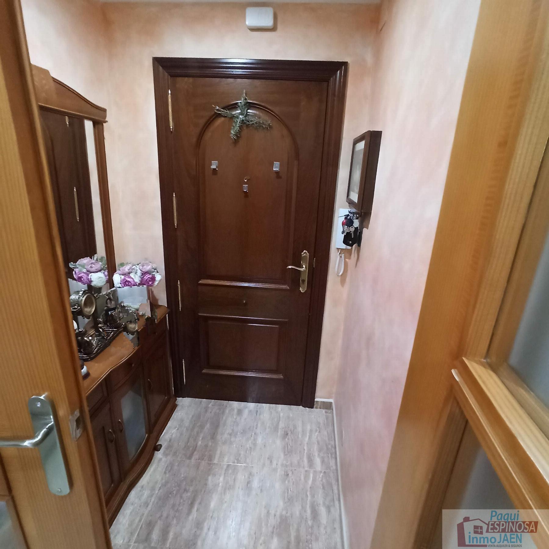 For sale of flat in Torredonjimeno