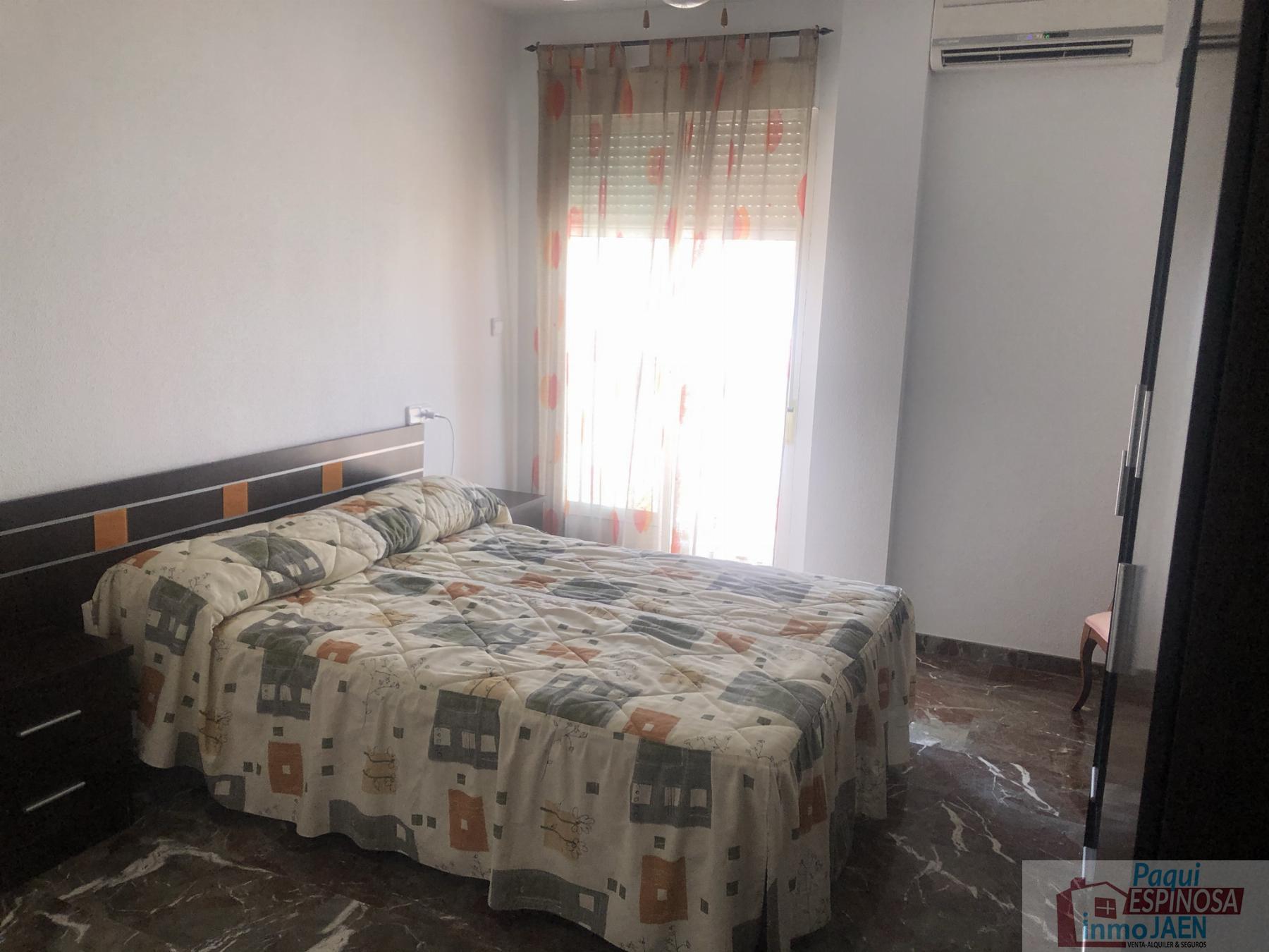 For sale of flat in Torredonjimeno