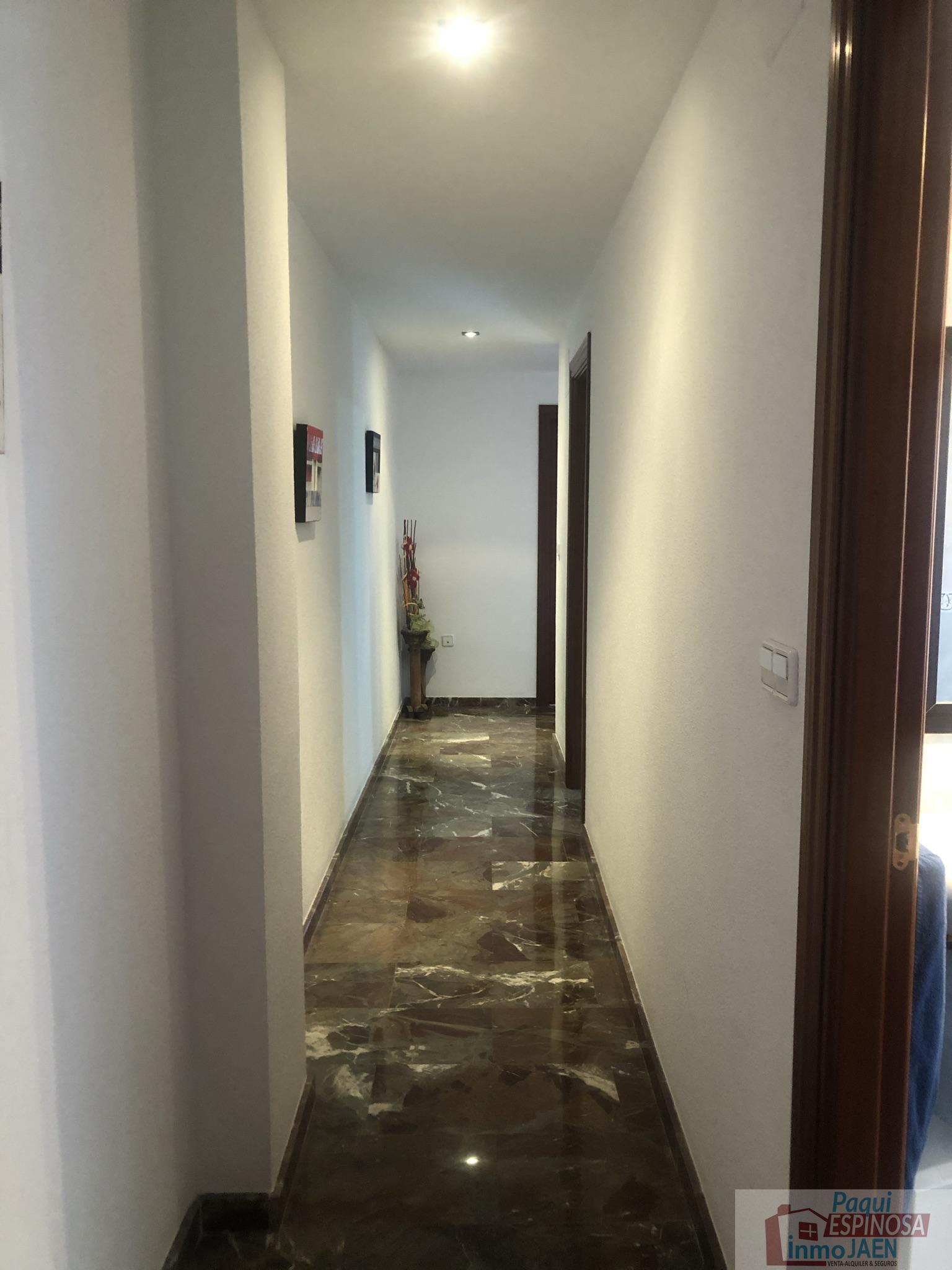 For sale of flat in Torredonjimeno
