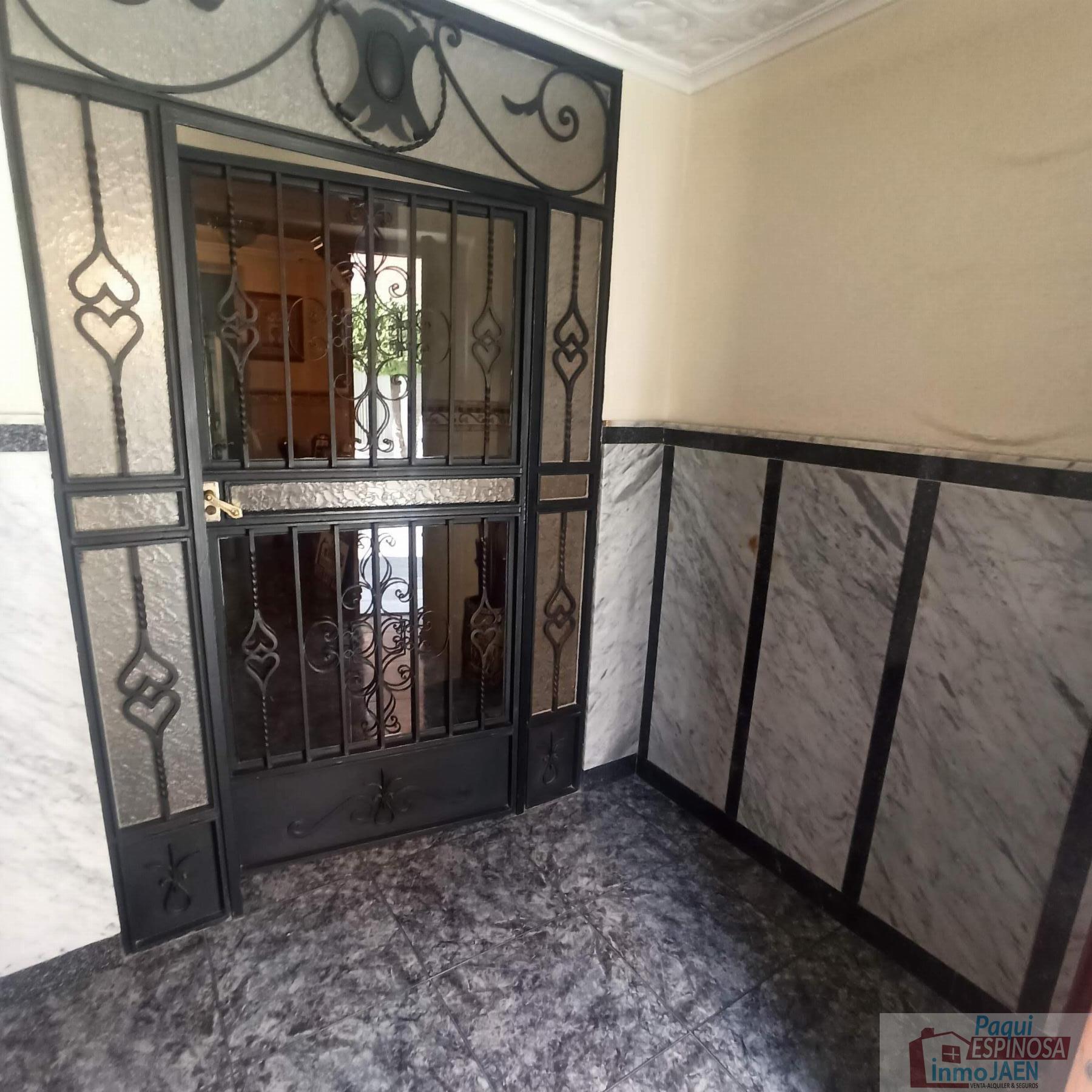 Venta de casa en Torredonjimeno