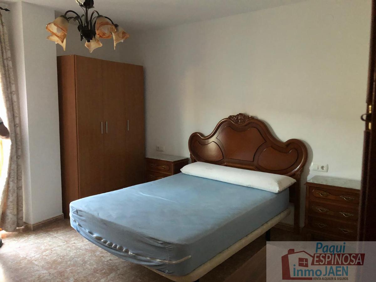 For sale of flat in Martos