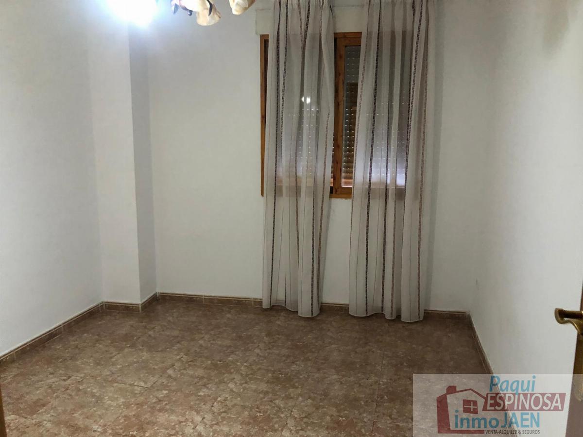 For sale of flat in Martos