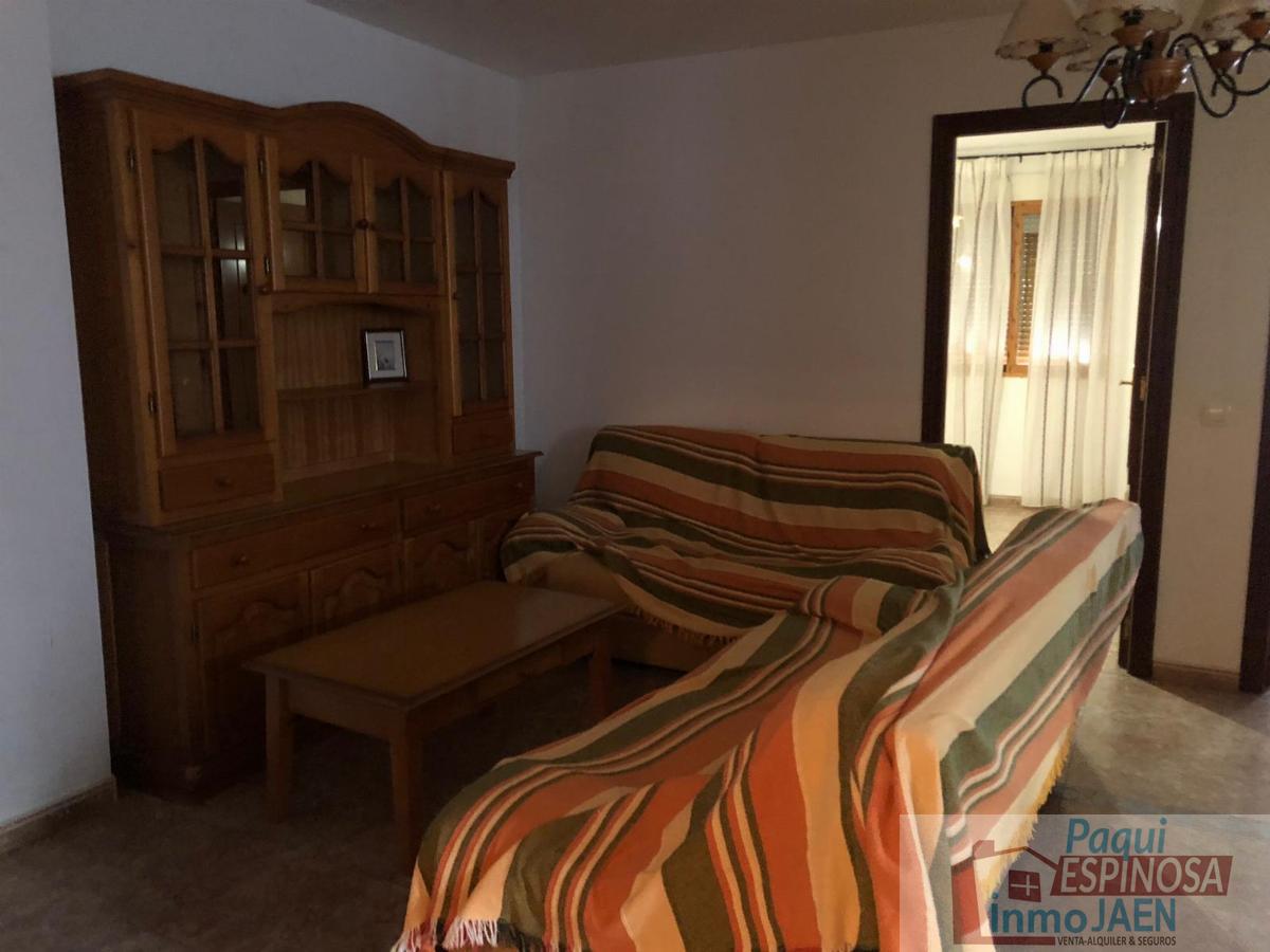 For sale of flat in Martos