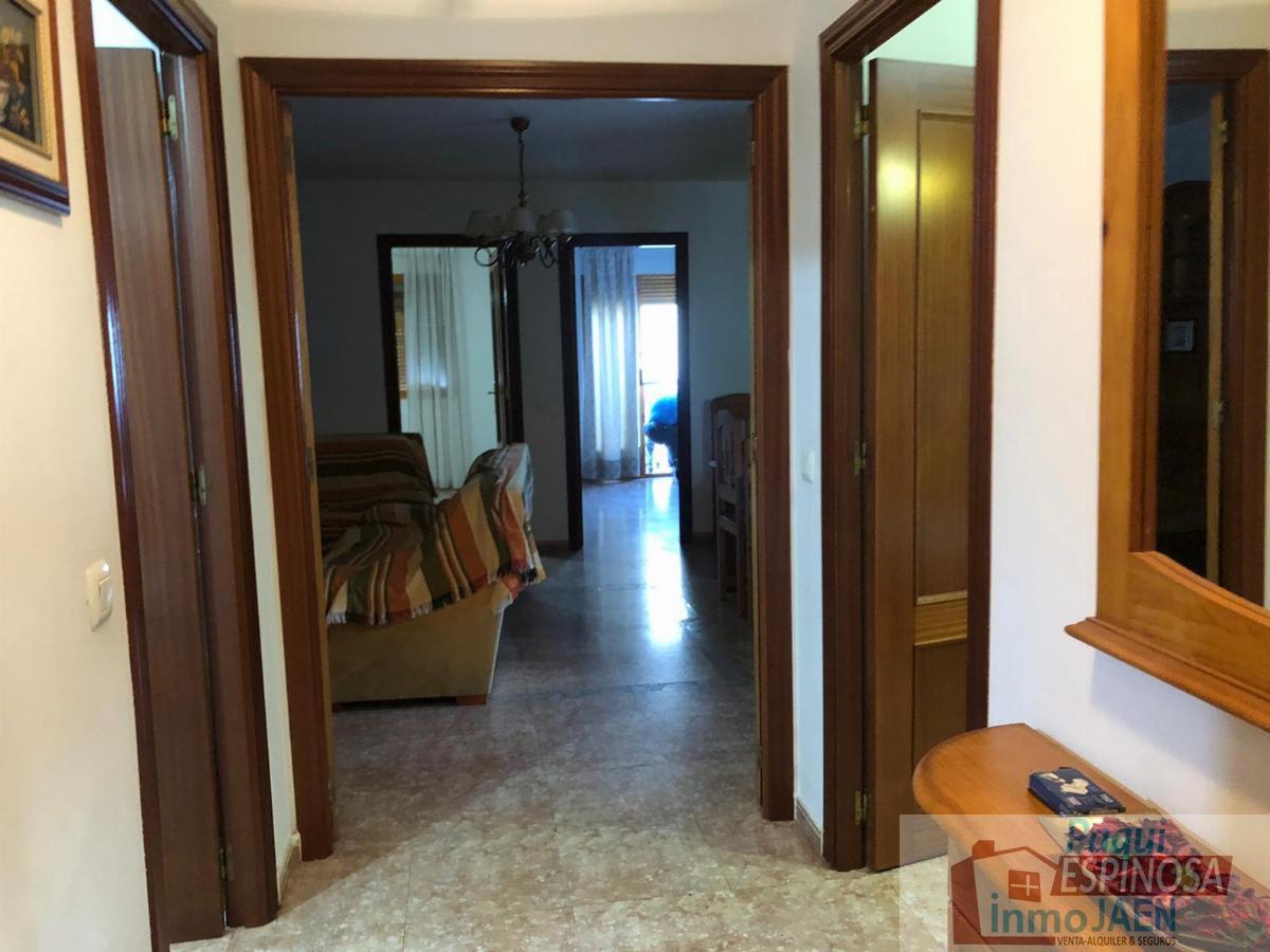 For sale of flat in Martos