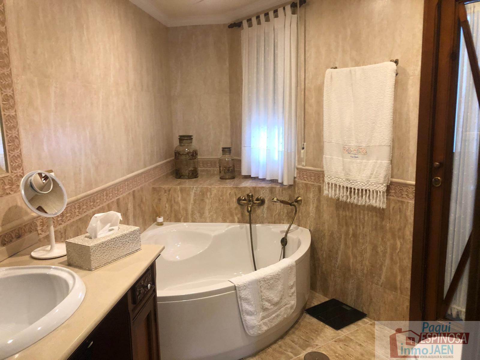 For sale of flat in Torredonjimeno