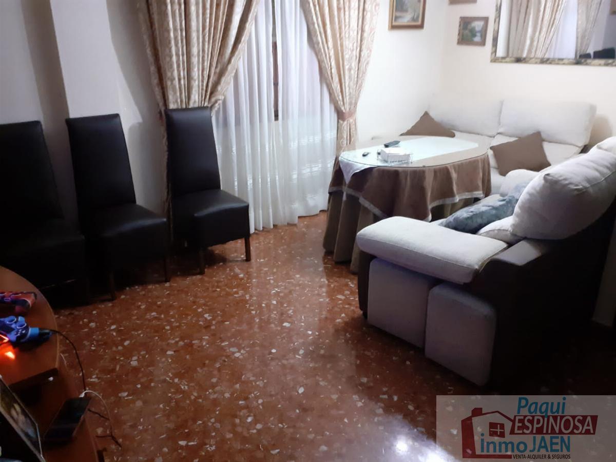 For sale of flat in Torredonjimeno