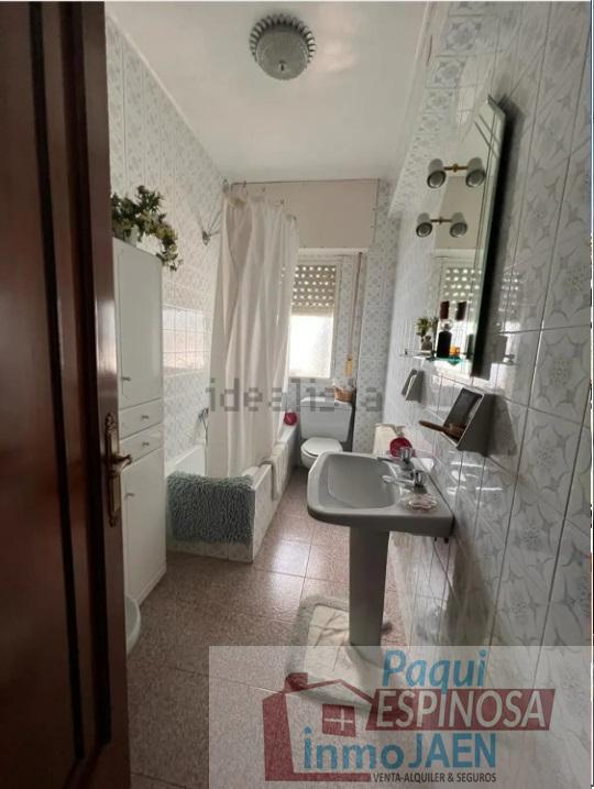 For sale of flat in Torredonjimeno