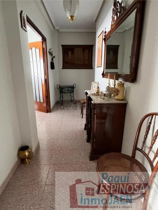 For sale of flat in Torredonjimeno