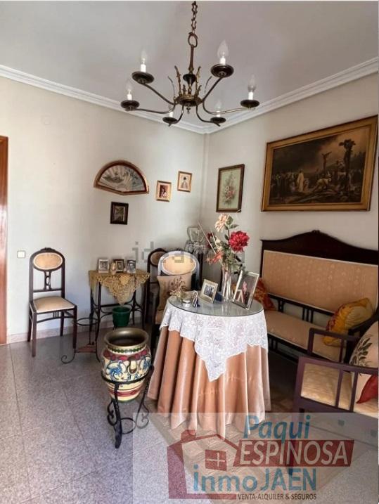 For sale of flat in Torredonjimeno