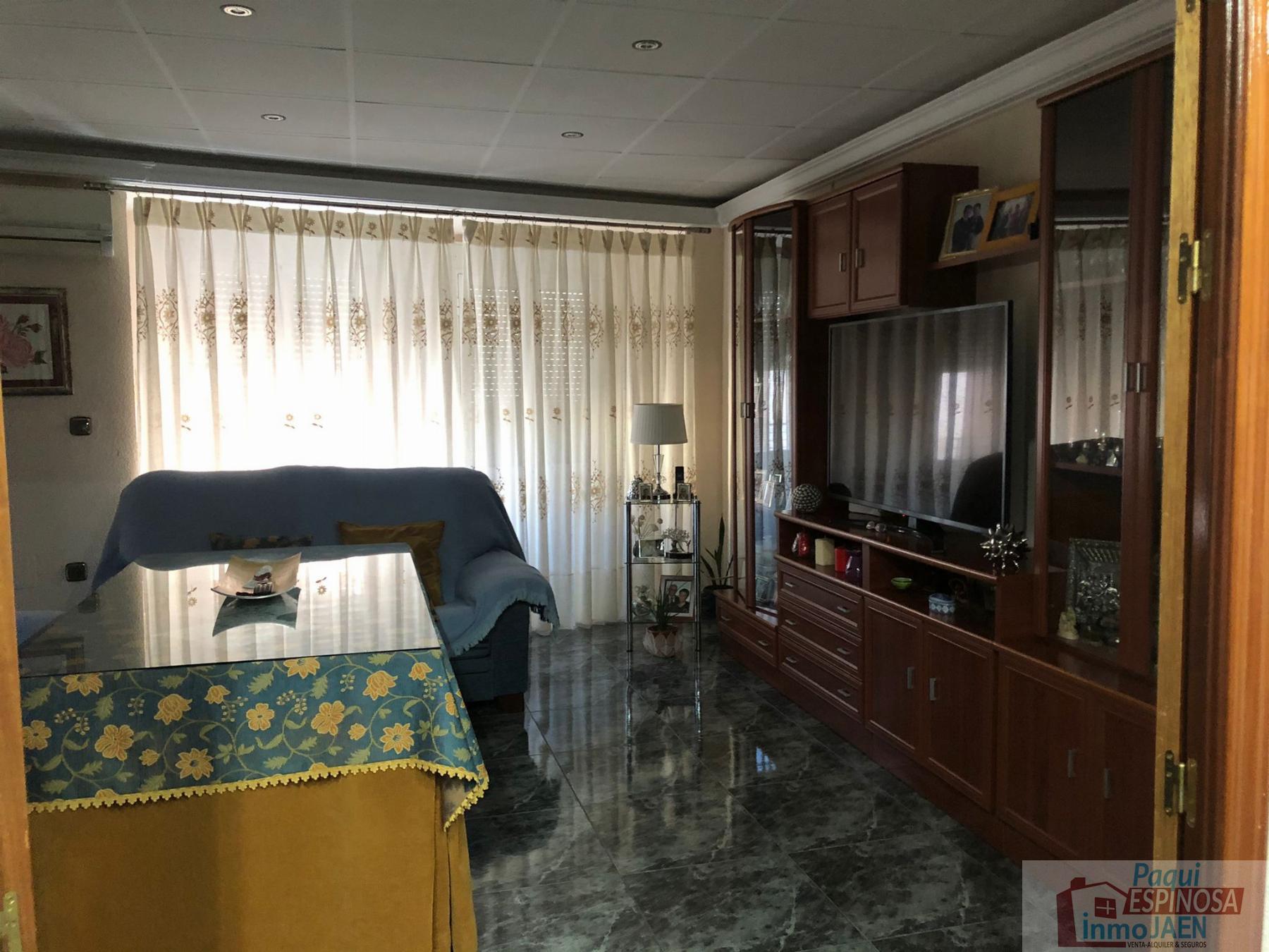 For sale of flat in Torredonjimeno