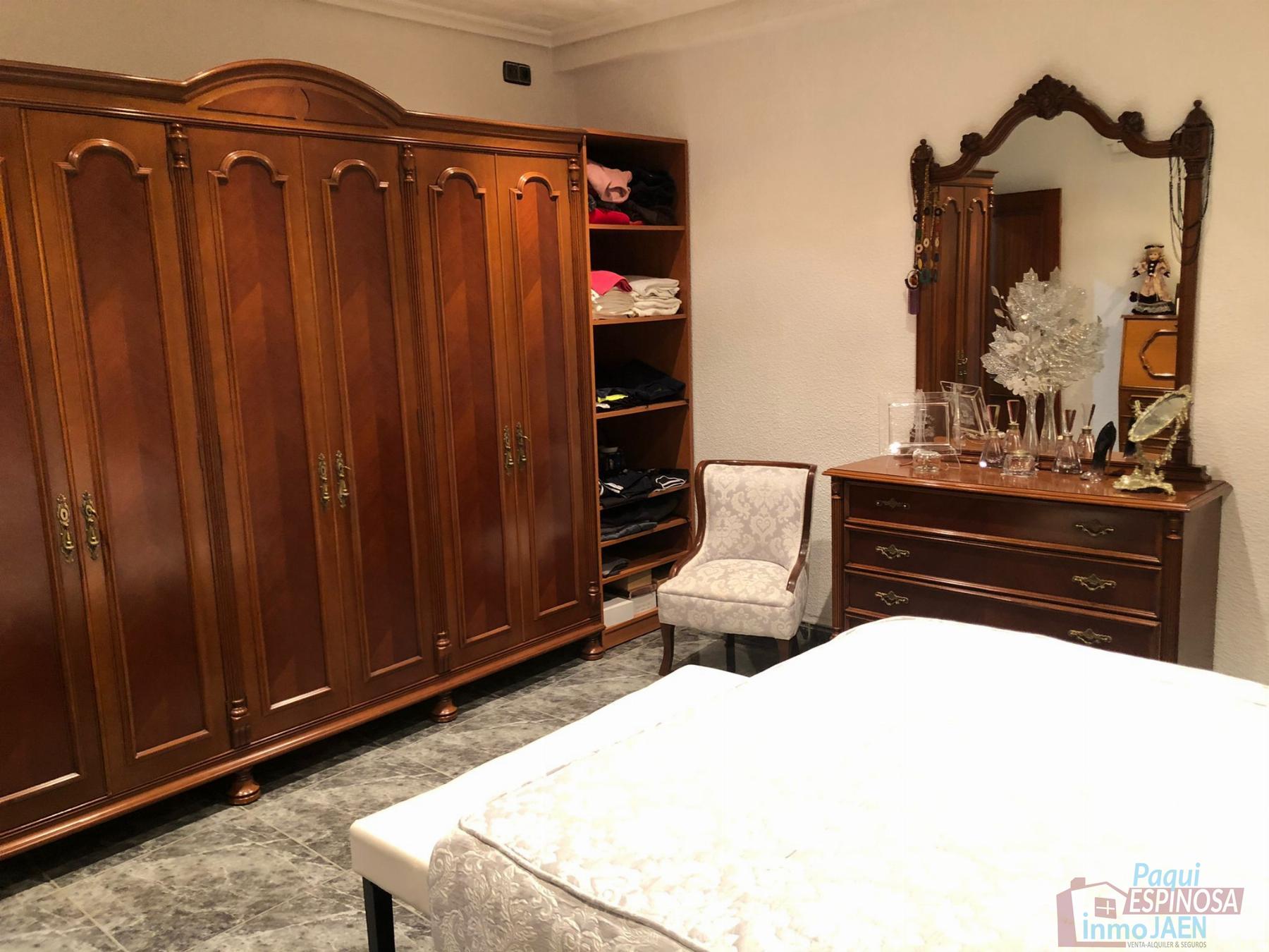 For sale of flat in Torredonjimeno