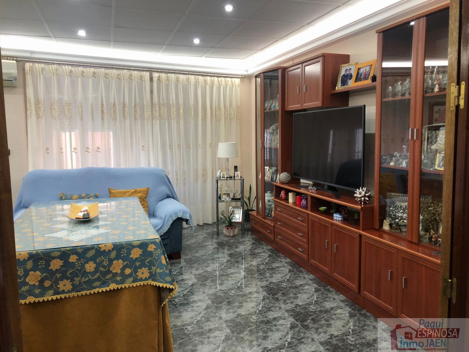 For sale of flat in Torredonjimeno