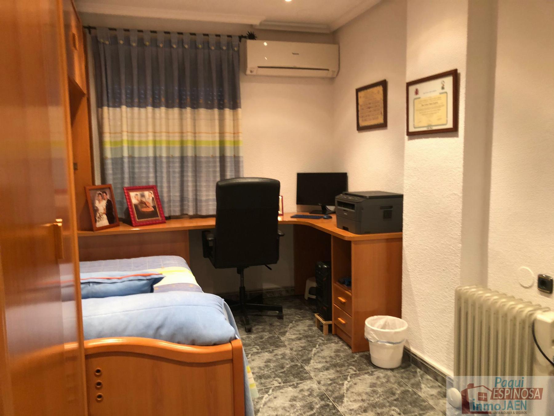 For sale of flat in Torredonjimeno
