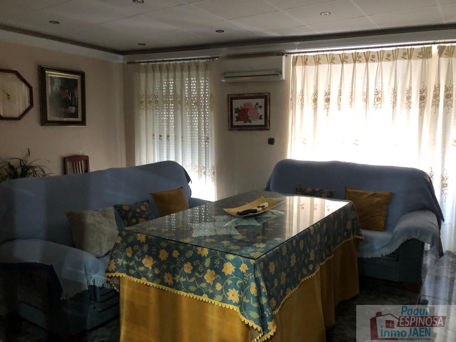 For sale of flat in Torredonjimeno