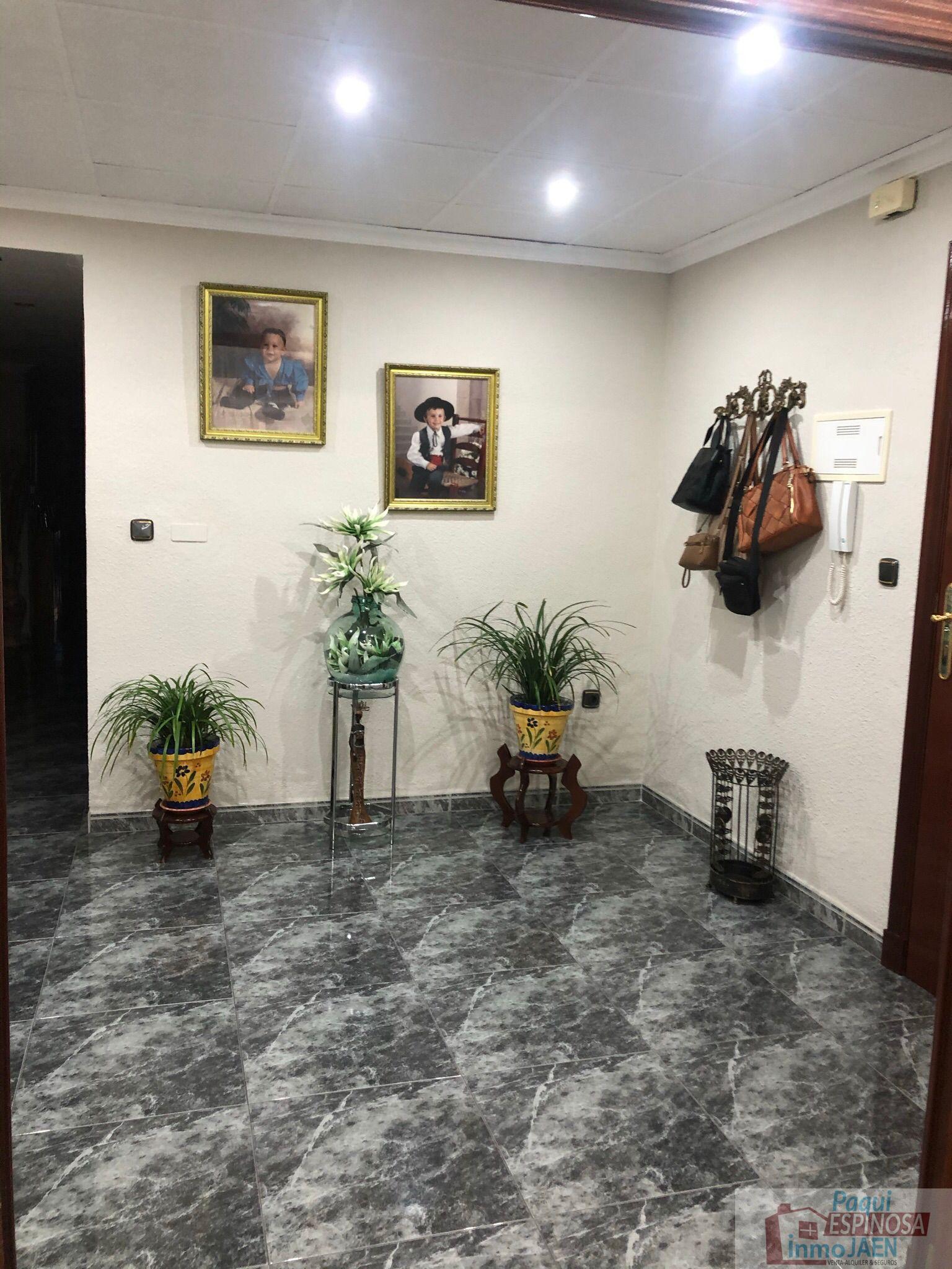 For sale of flat in Torredonjimeno