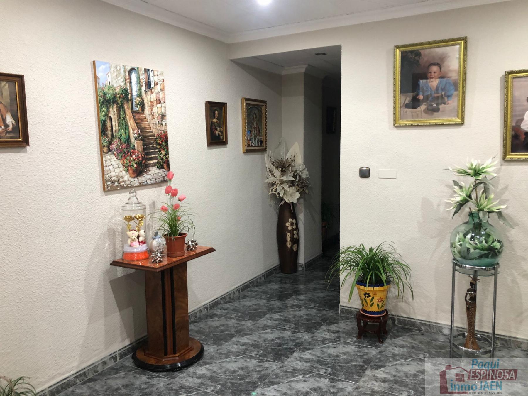 For sale of flat in Torredonjimeno