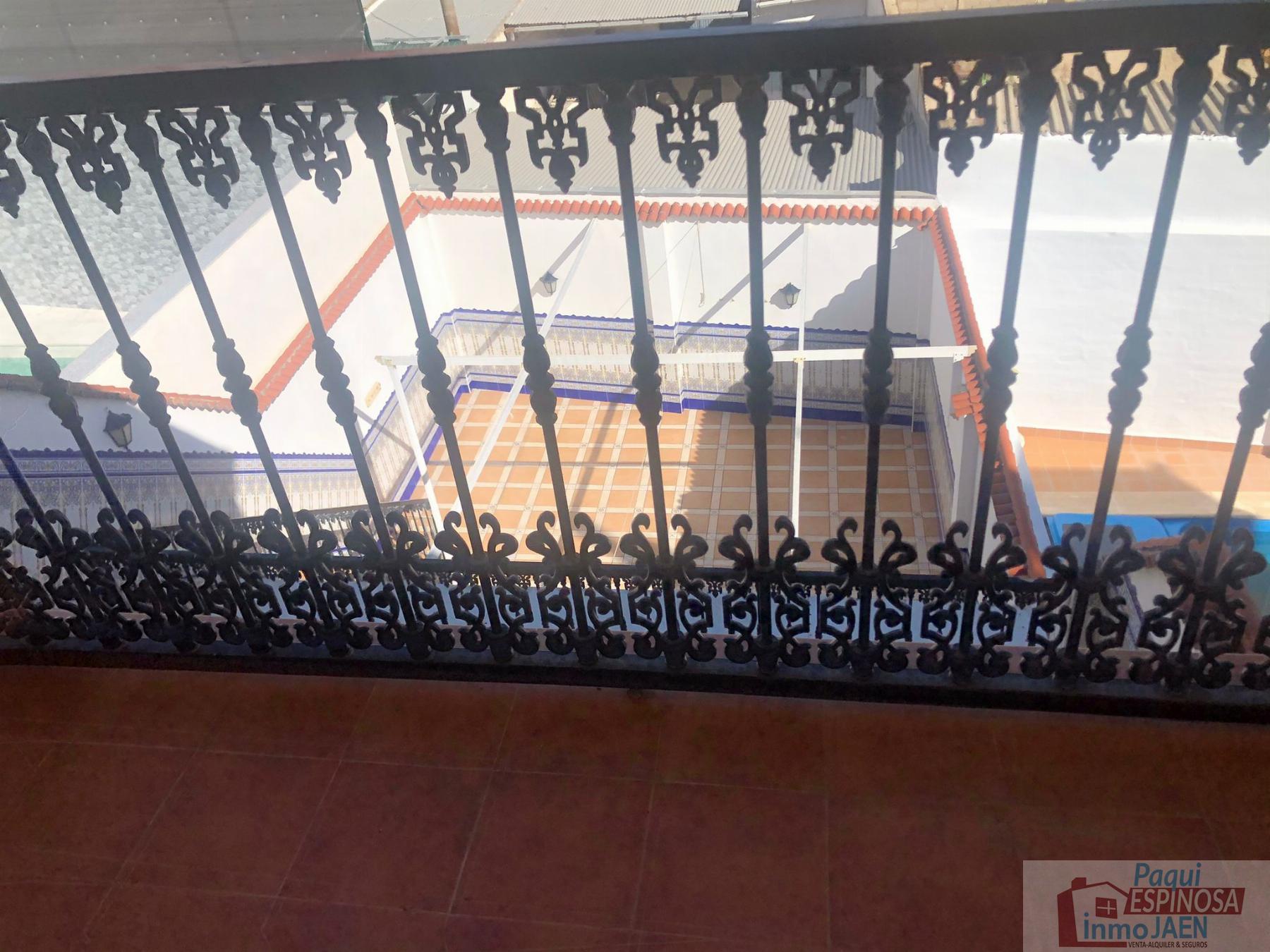 Venta de chalet en Torredonjimeno