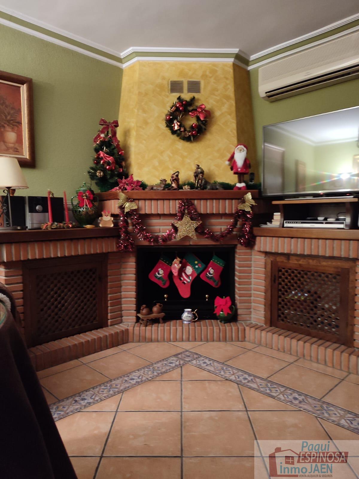 Venta de chalet en Torredonjimeno