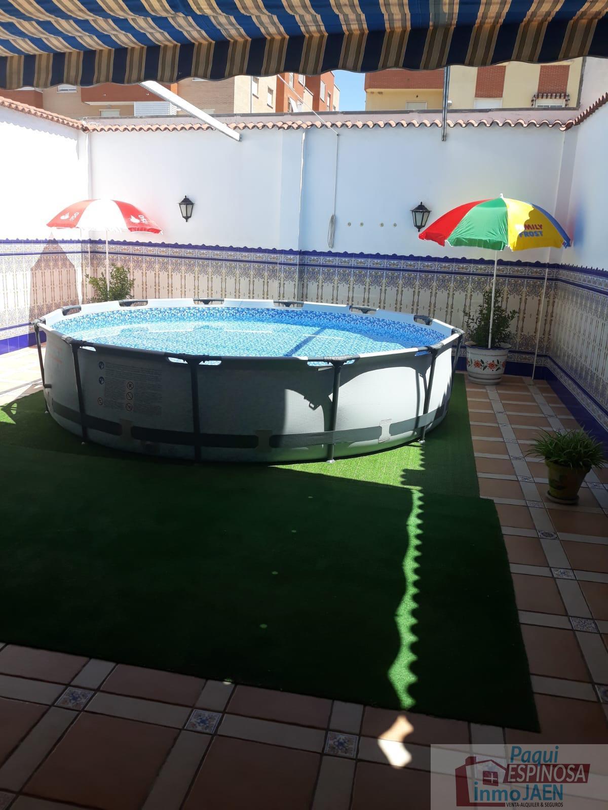 Venta de chalet en Torredonjimeno