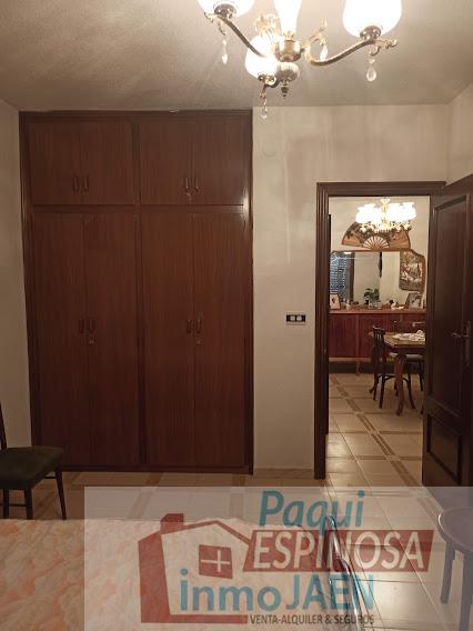 For sale of duplex in Torredonjimeno