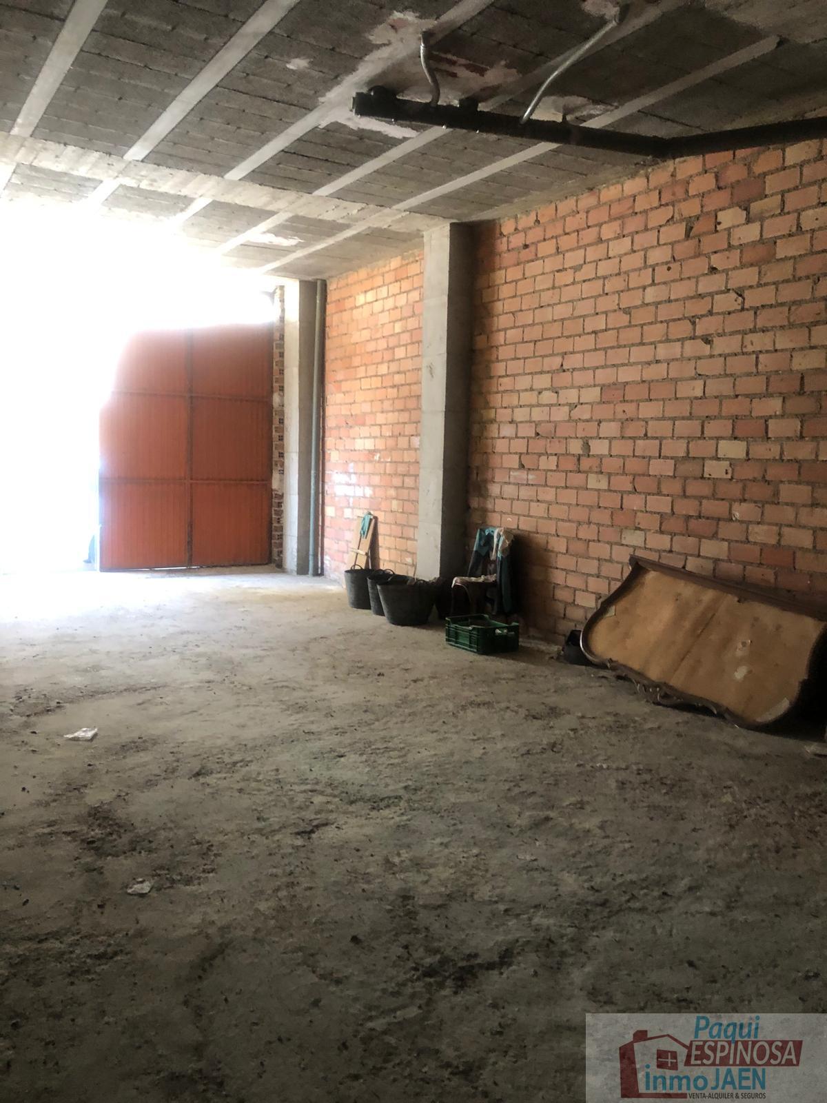 For sale of commercial in Torredonjimeno