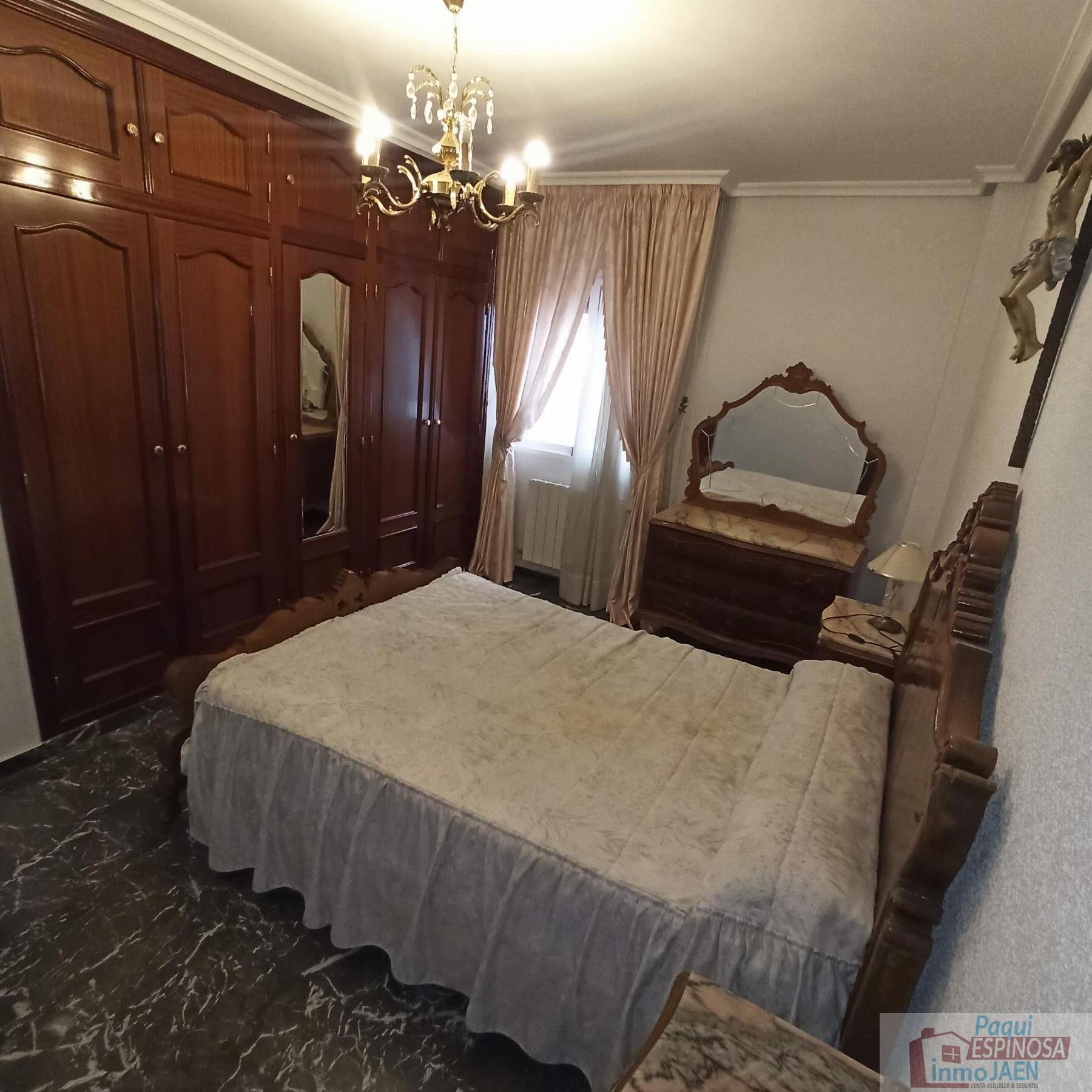 For sale of flat in Torredonjimeno