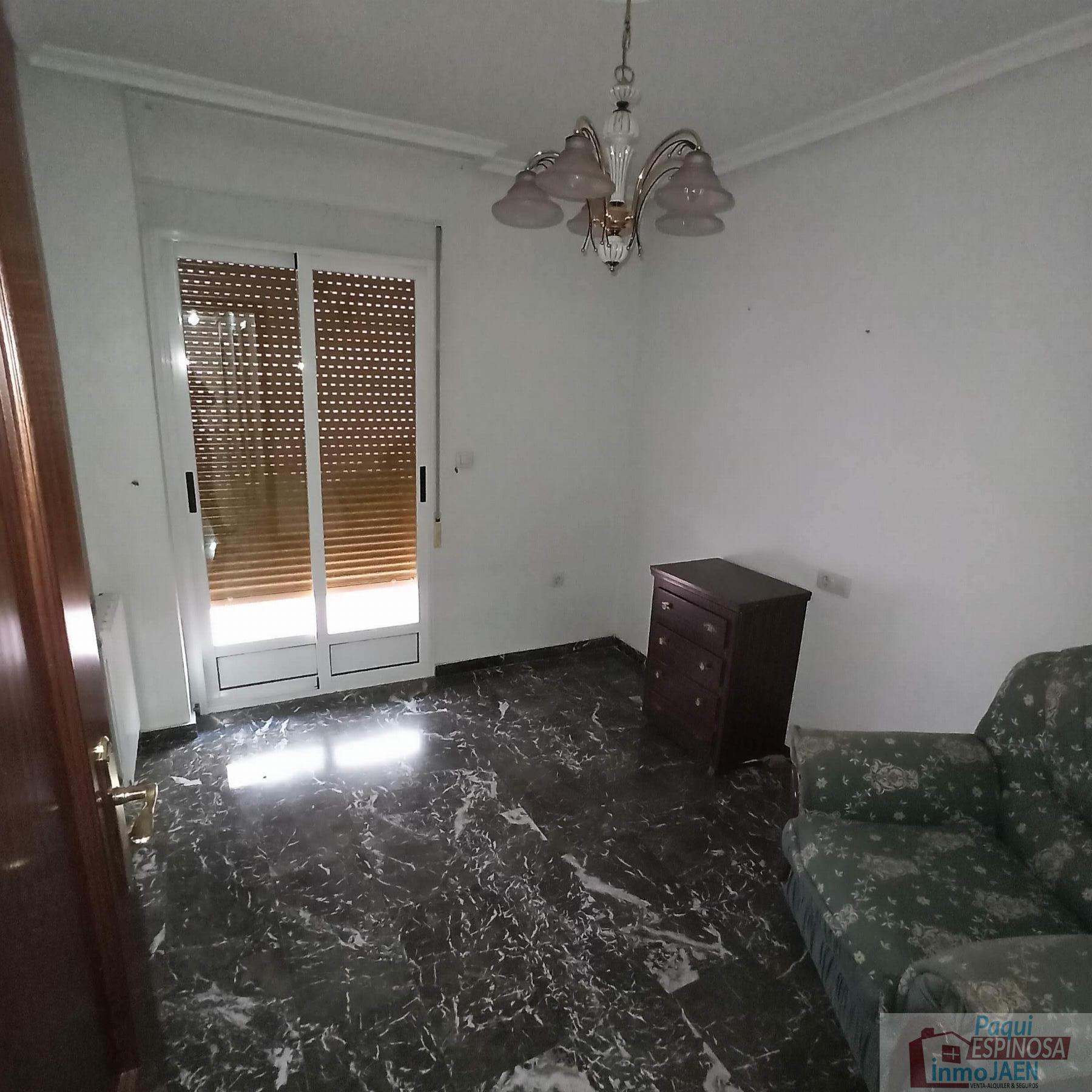 For sale of flat in Torredonjimeno