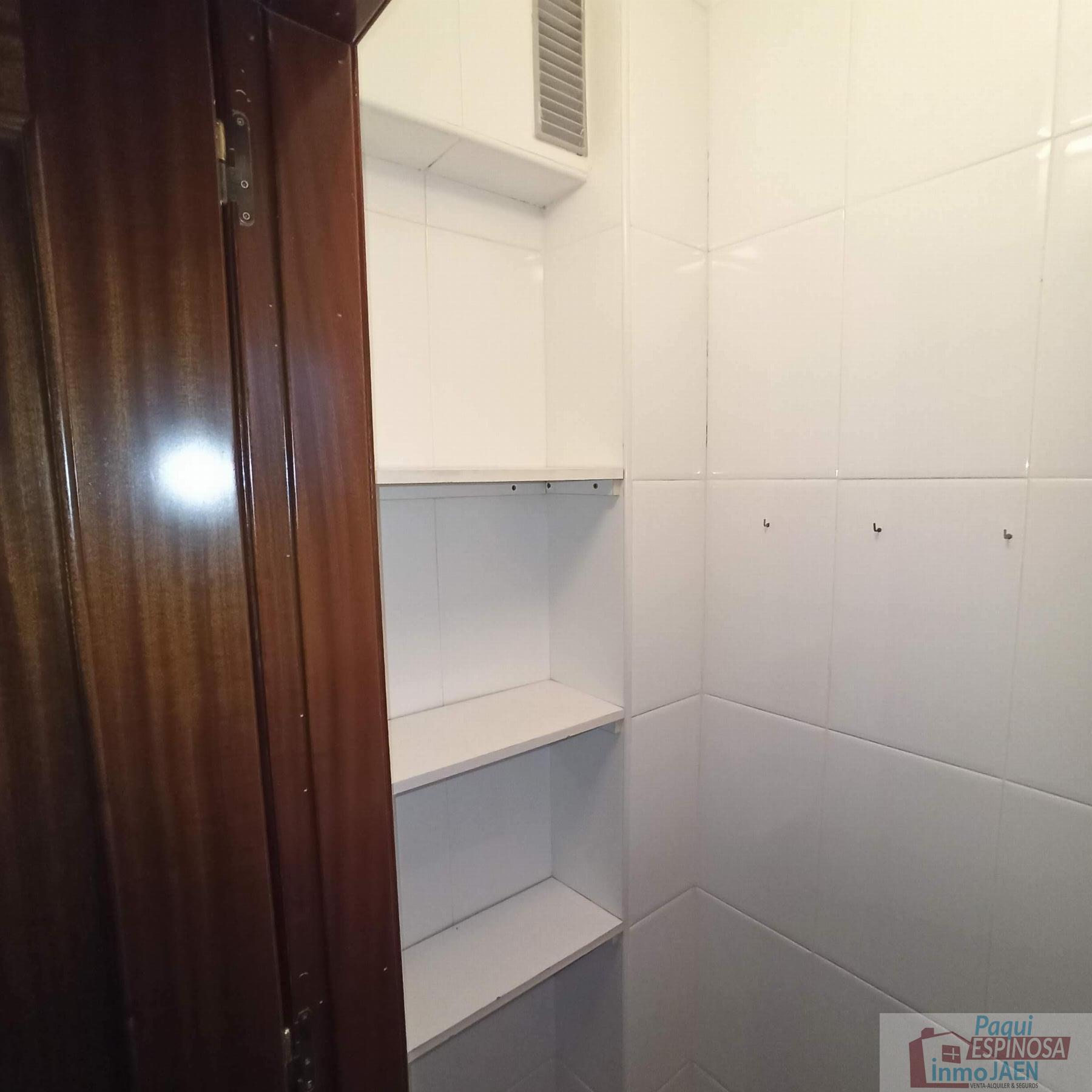 For sale of flat in Torredonjimeno