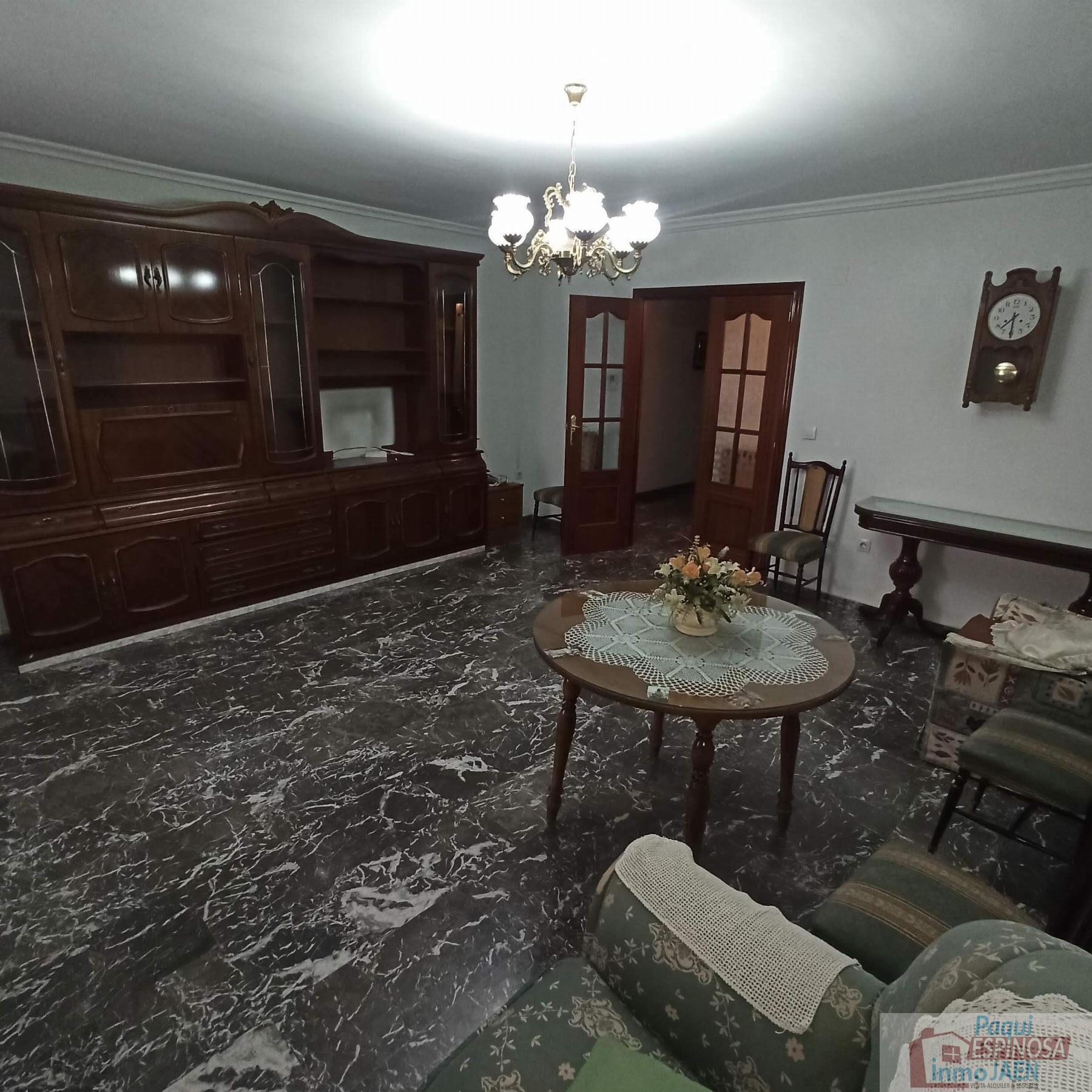 For sale of flat in Torredonjimeno