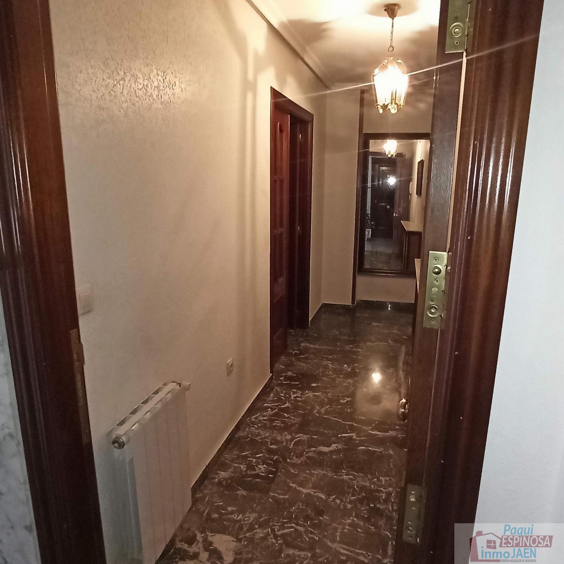 For sale of flat in Torredonjimeno