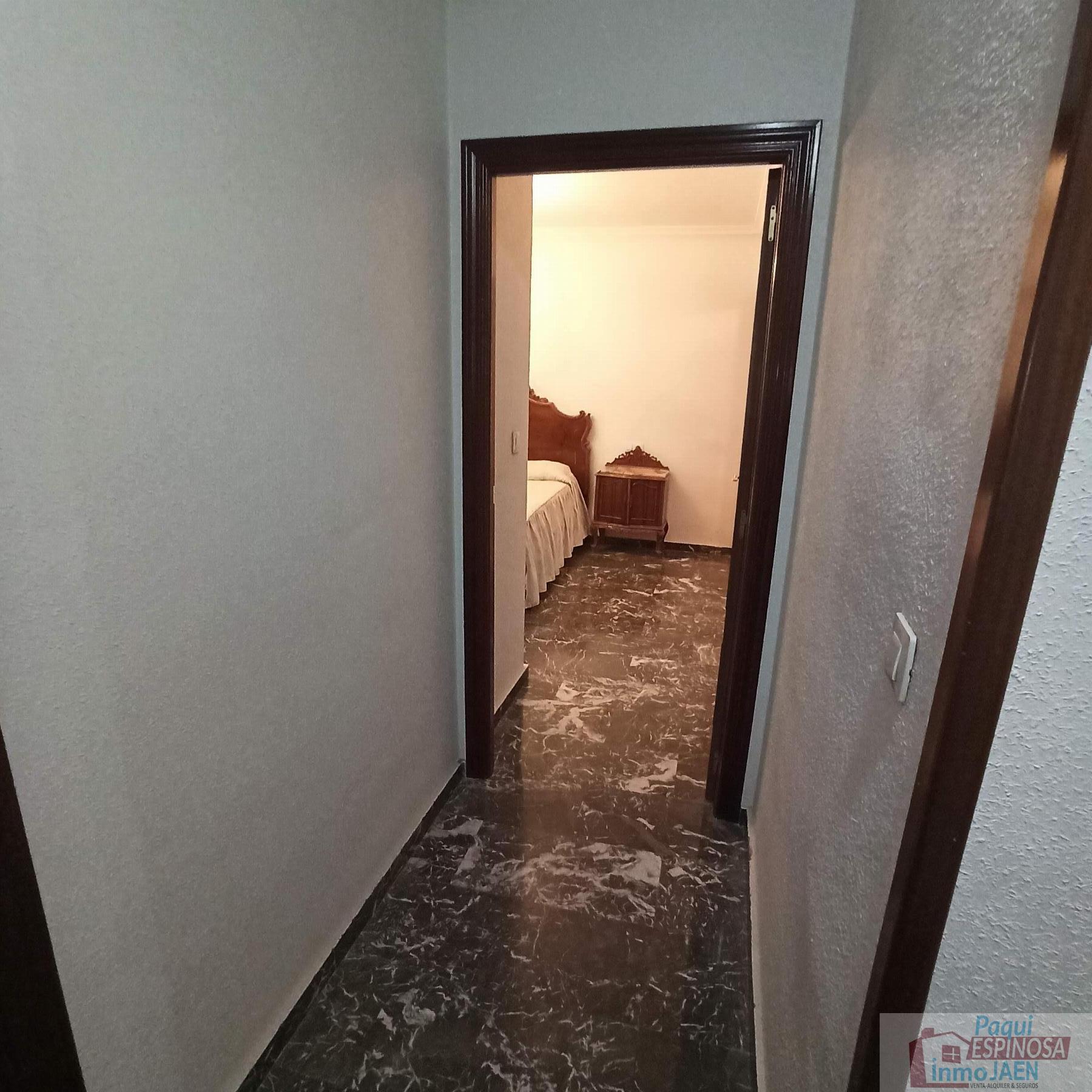 For sale of flat in Torredonjimeno