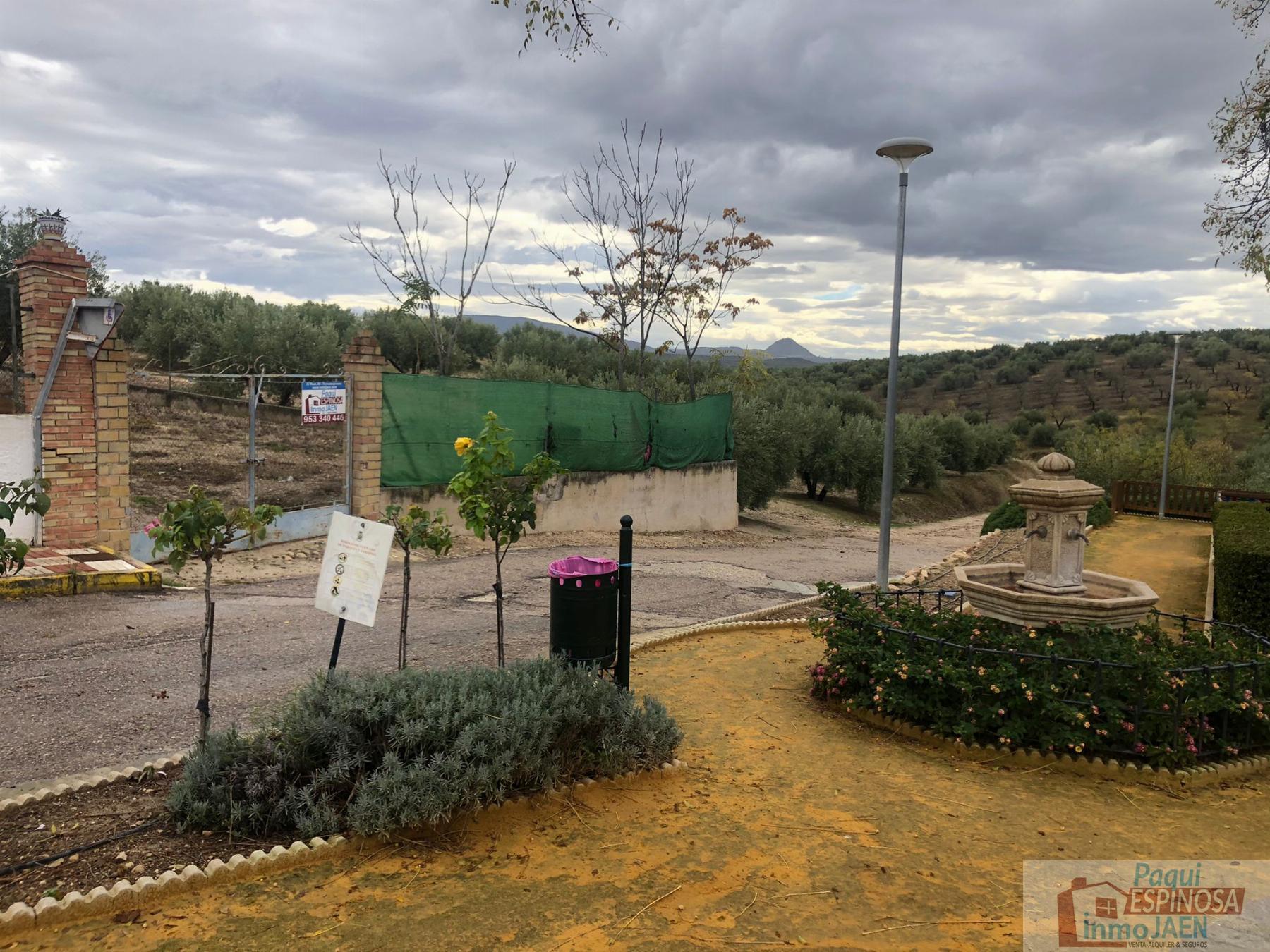 For sale of land in Villardompardo