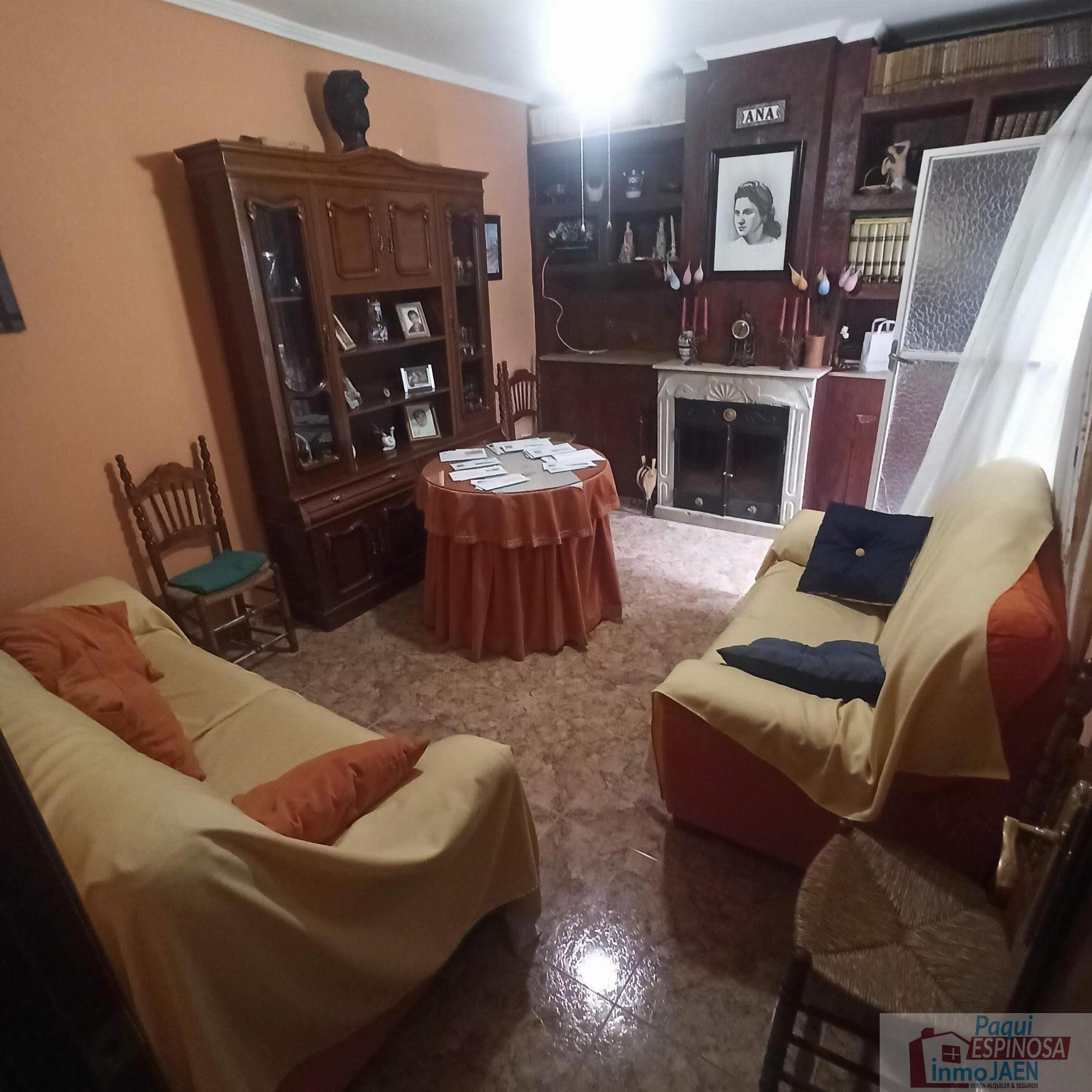 Venta de casa en Torredonjimeno