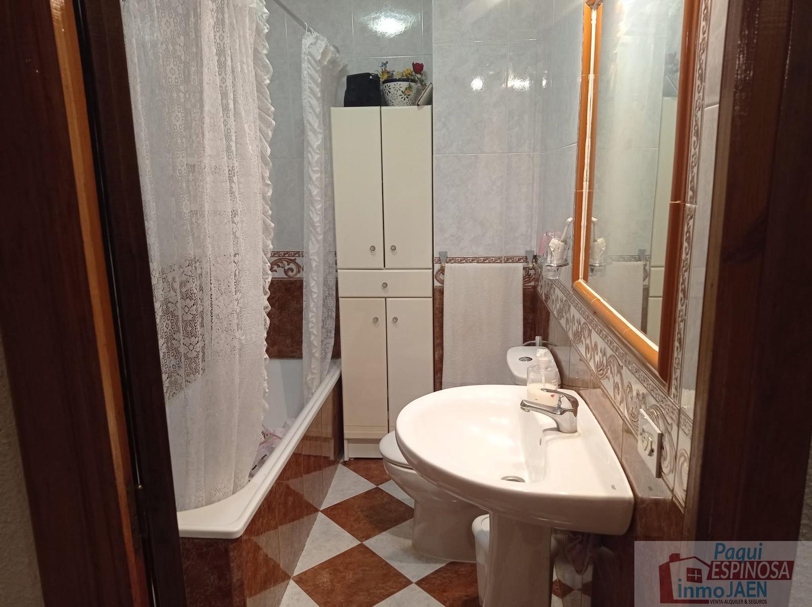 Venta de piso en Torredonjimeno