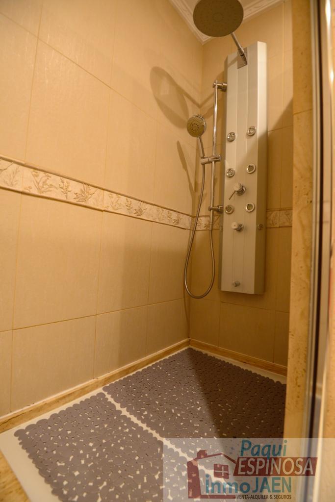 Venta de piso en Torredonjimeno