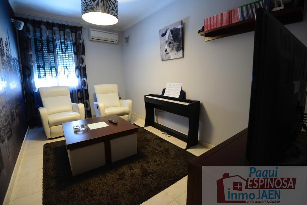 Venta de piso en Torredonjimeno