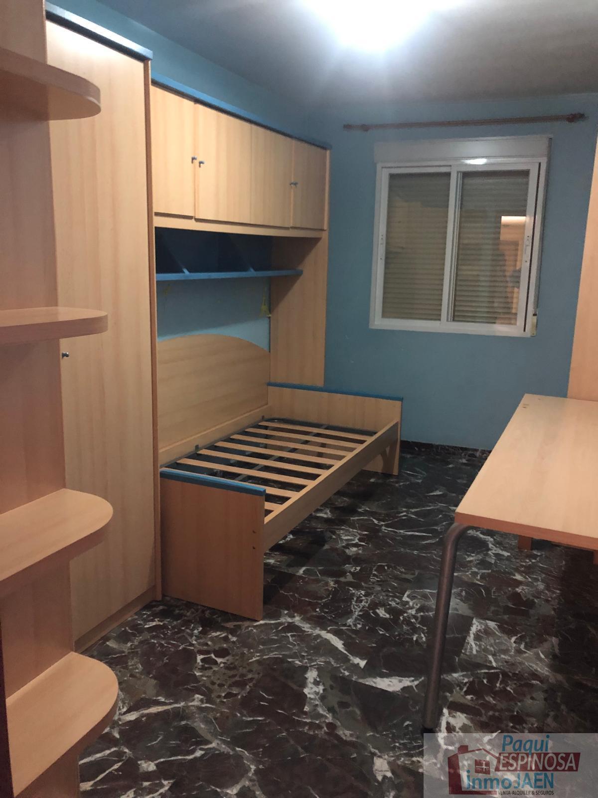 For sale of flat in Torredonjimeno